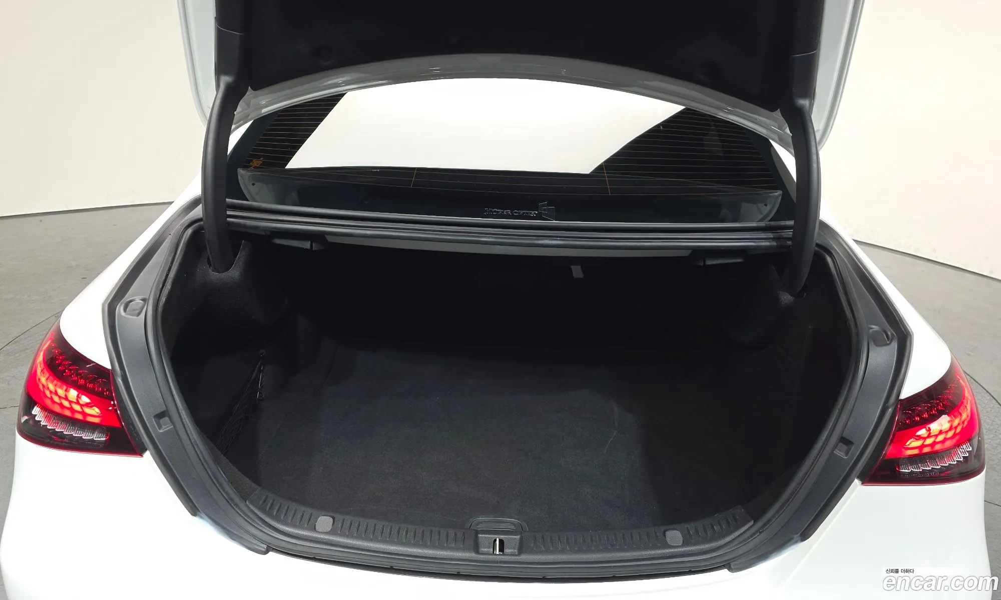 Mercedes-Benz E-Class W213 2022 — 7