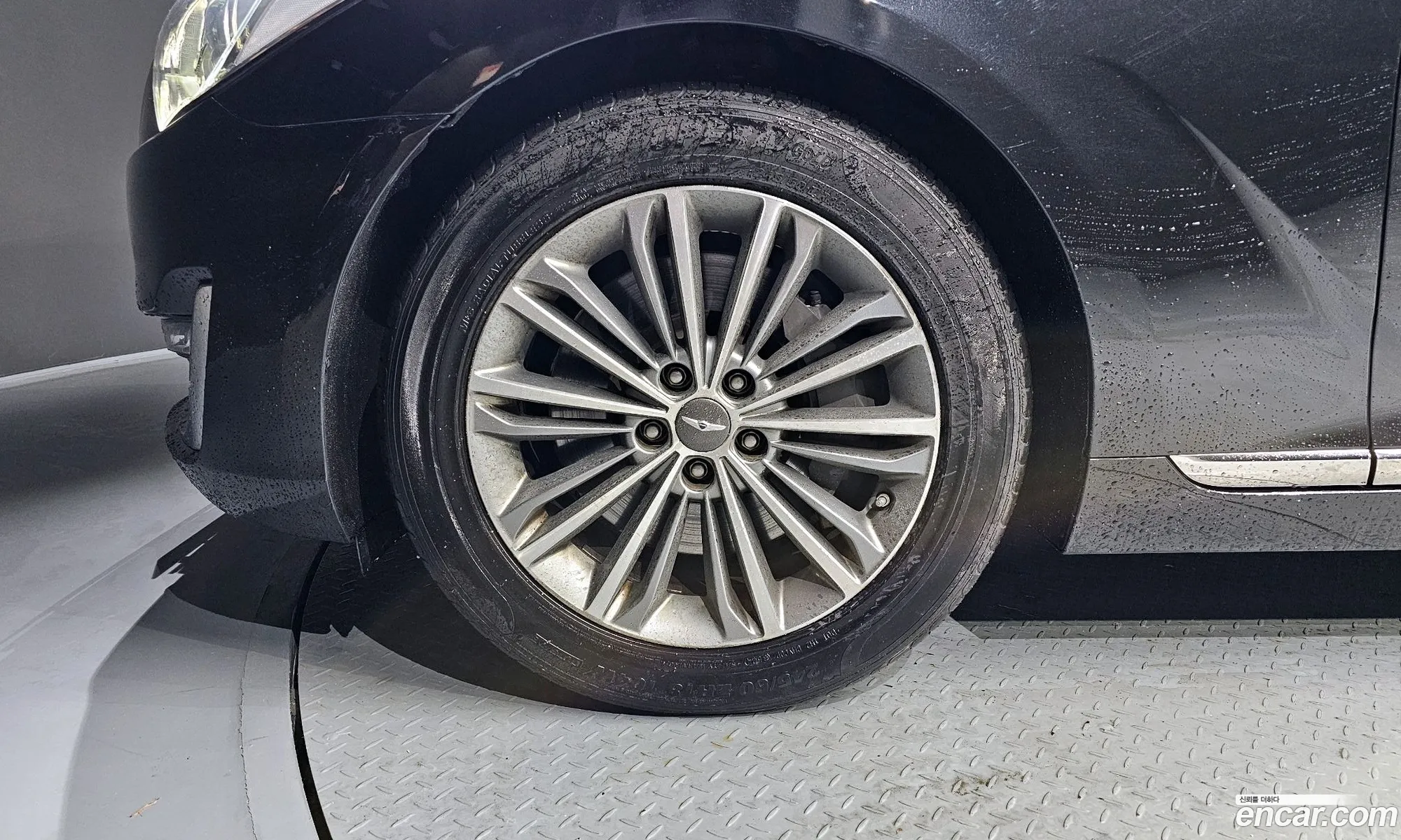 Genesis EQ900 2018 — 10