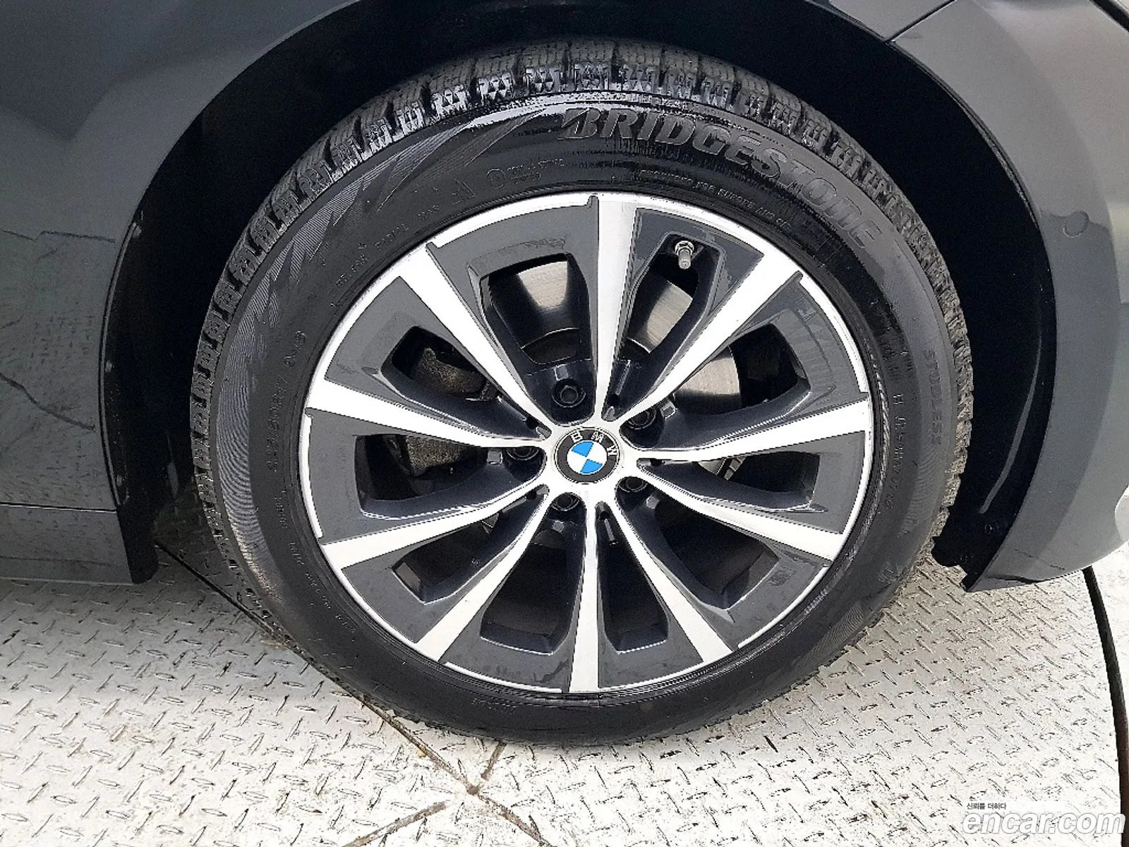 BMW 3 Series 2023 — 7