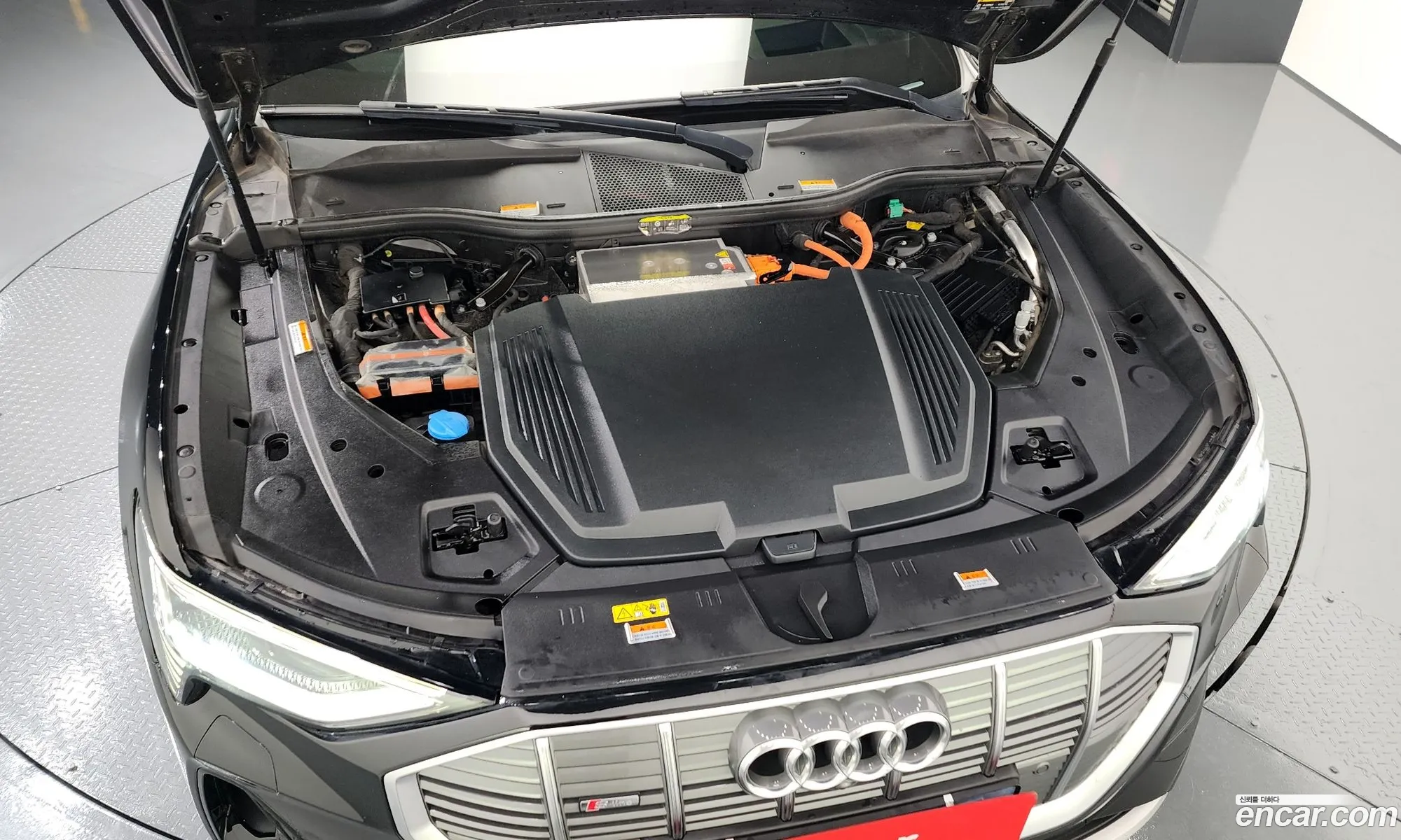 Audi e-tron 2021 WAUZZZGE0NB004156 — 17