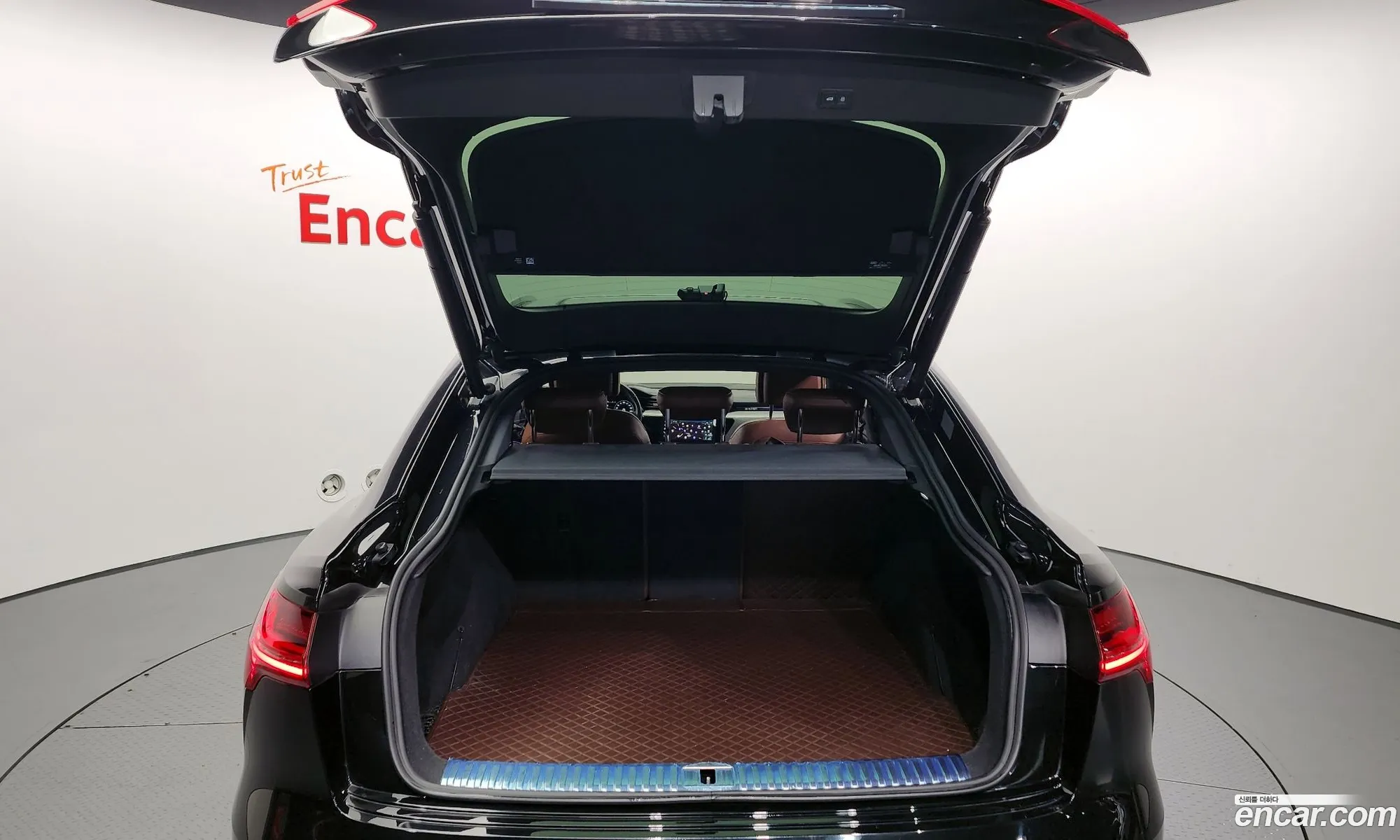 Audi e-tron 2021 WAUZZZGE0NB004156 — 13