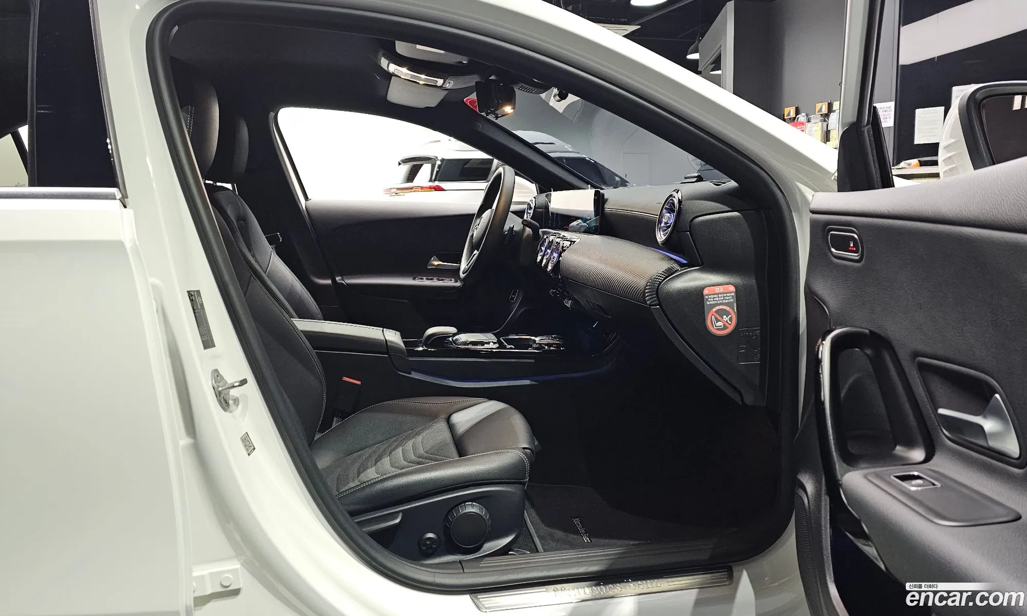 Mercedes-Benz A-Class W177 2020 — 12