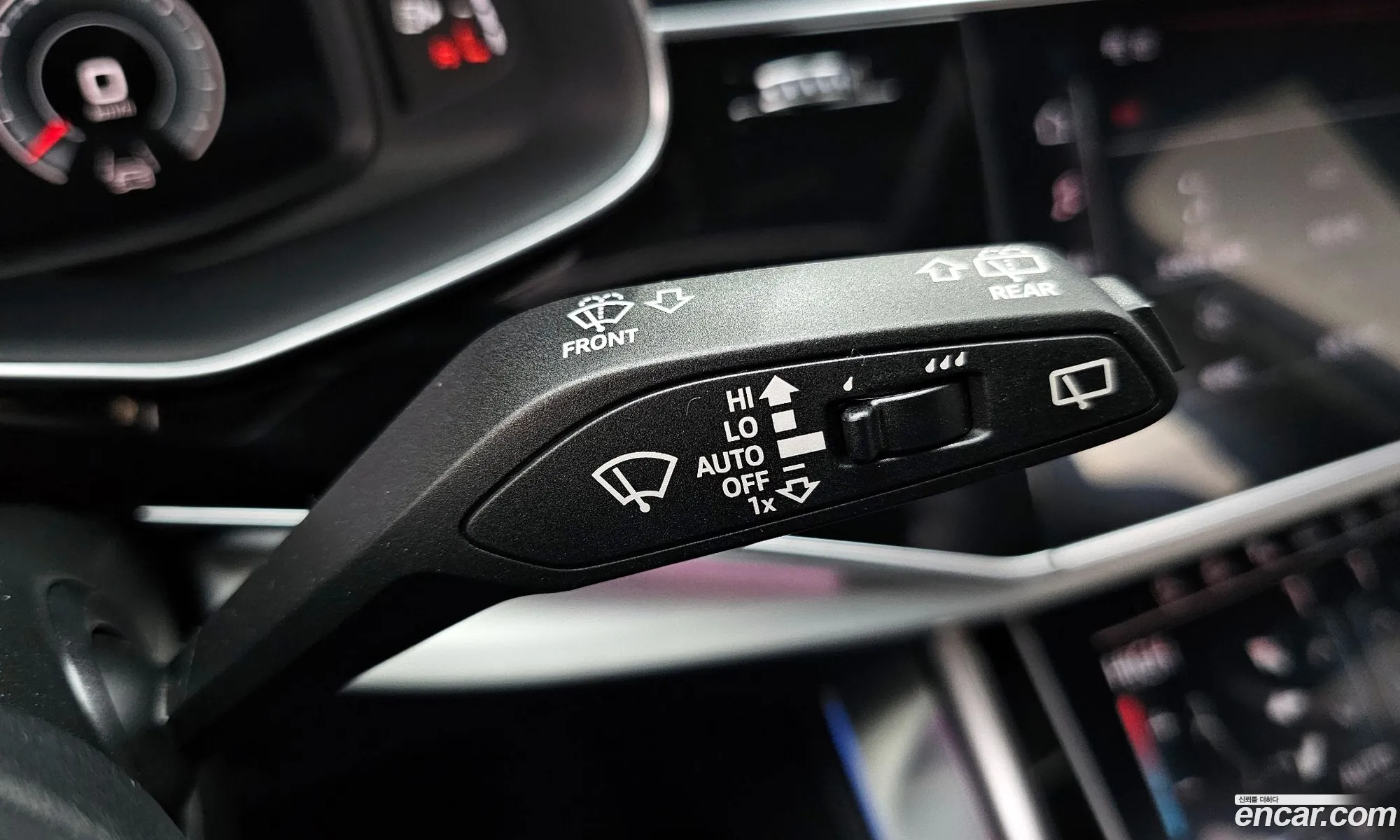 Audi Q7 2022 WAUZZZ4M8ND022663 — 4