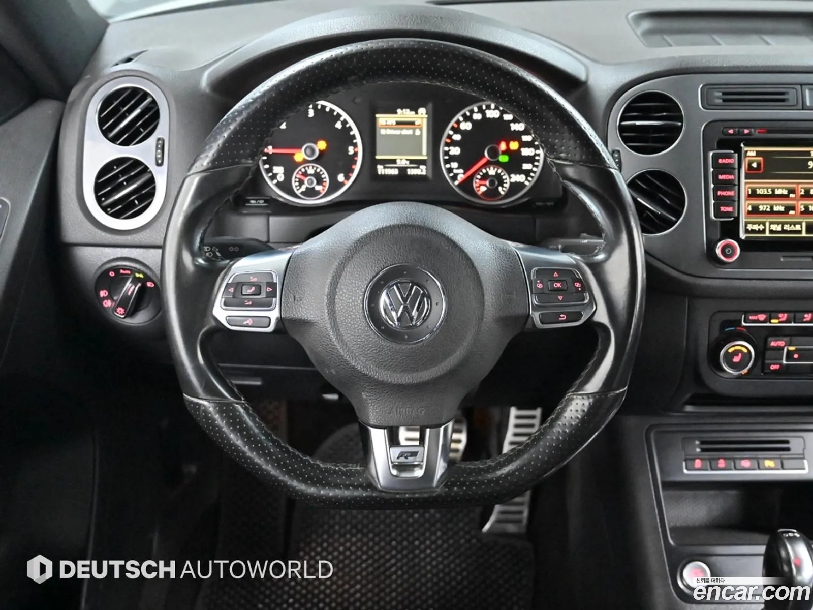 Volkswagen Tiguan 2014 — 17
