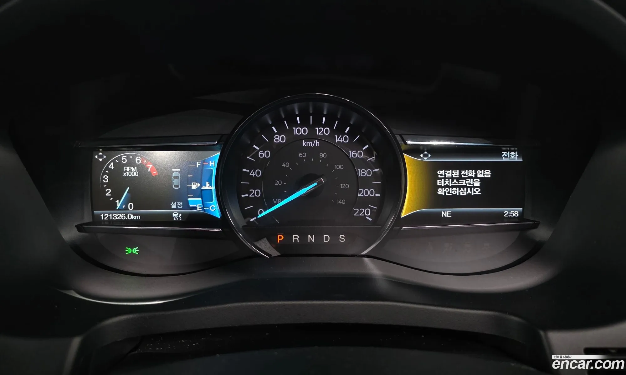 Ford Explorer 2018 1FM5K8FH8JGB22962 — 16