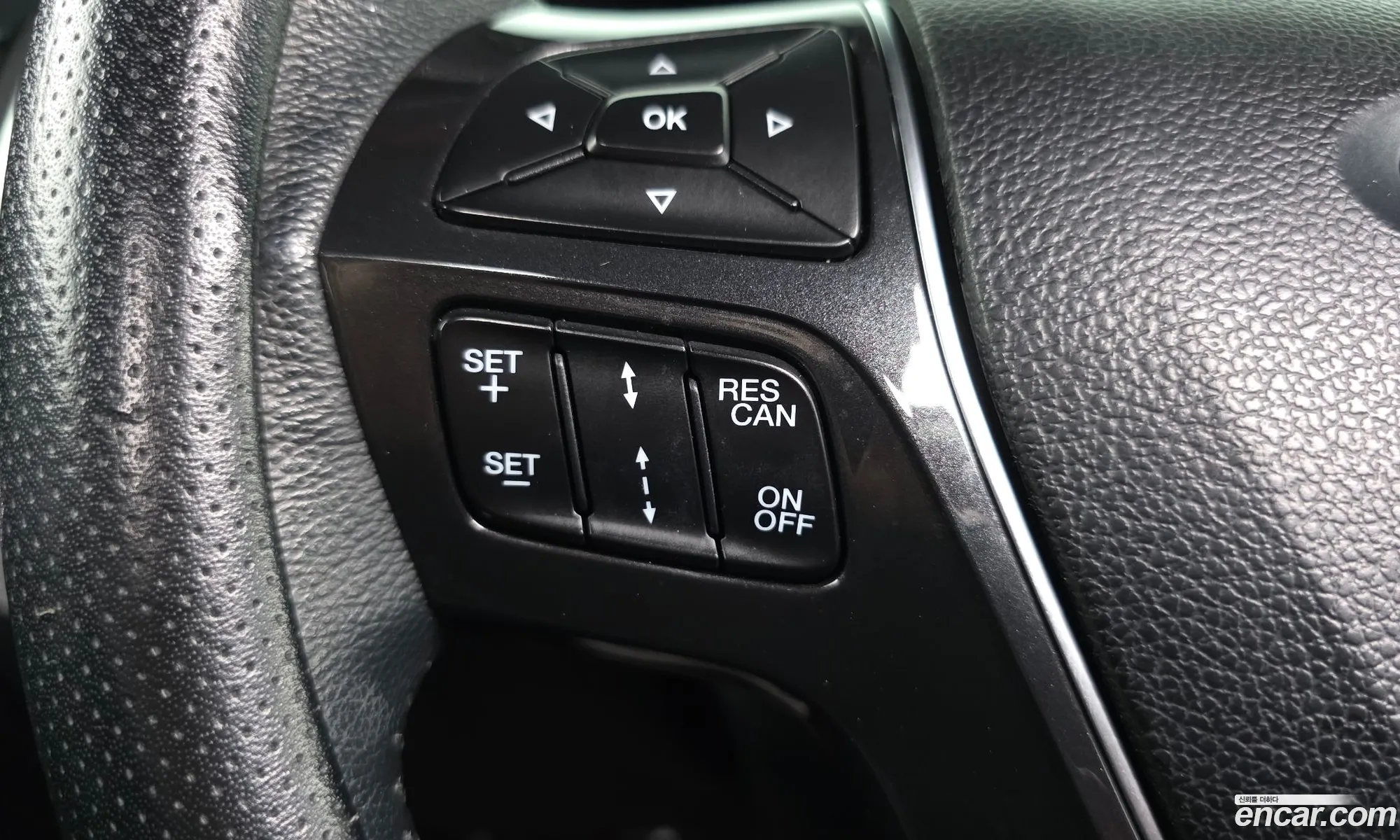 Ford Explorer 2018 1FM5K8FH8JGB22962 — 7