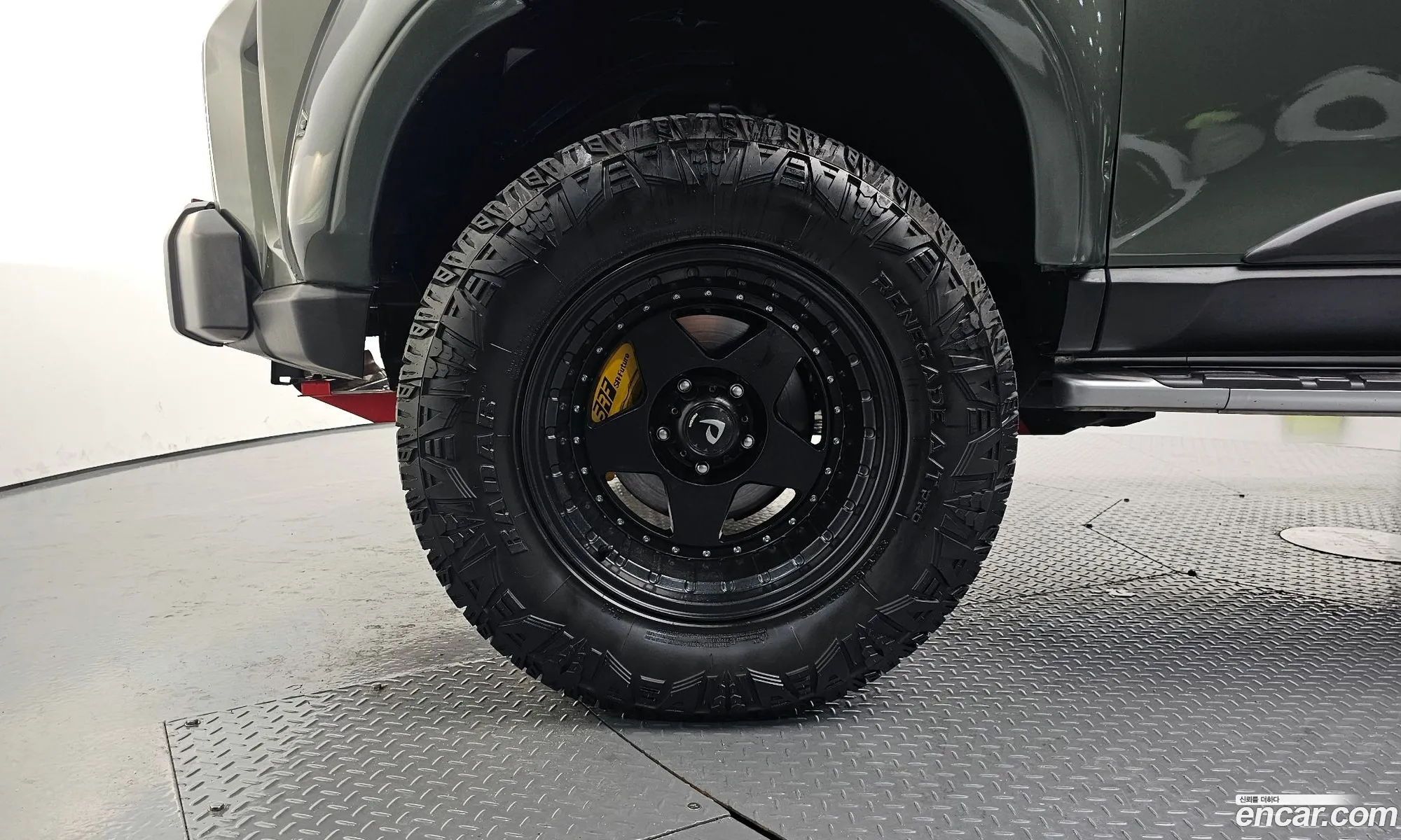 KG Mobility (SsangYong) Rexton Sports Khan 2022 — 18