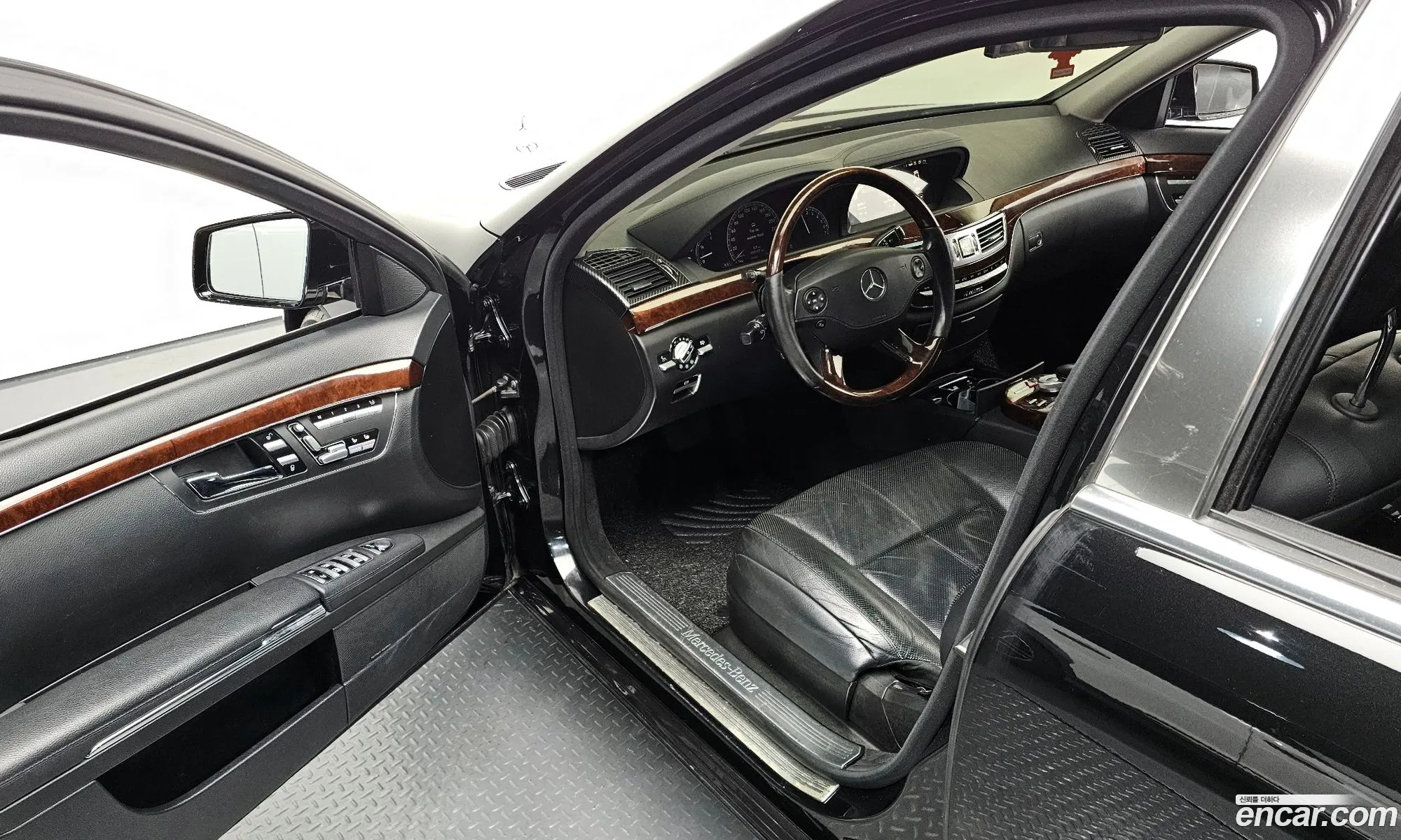Mercedes-Benz S-Class W221 2007 — 10