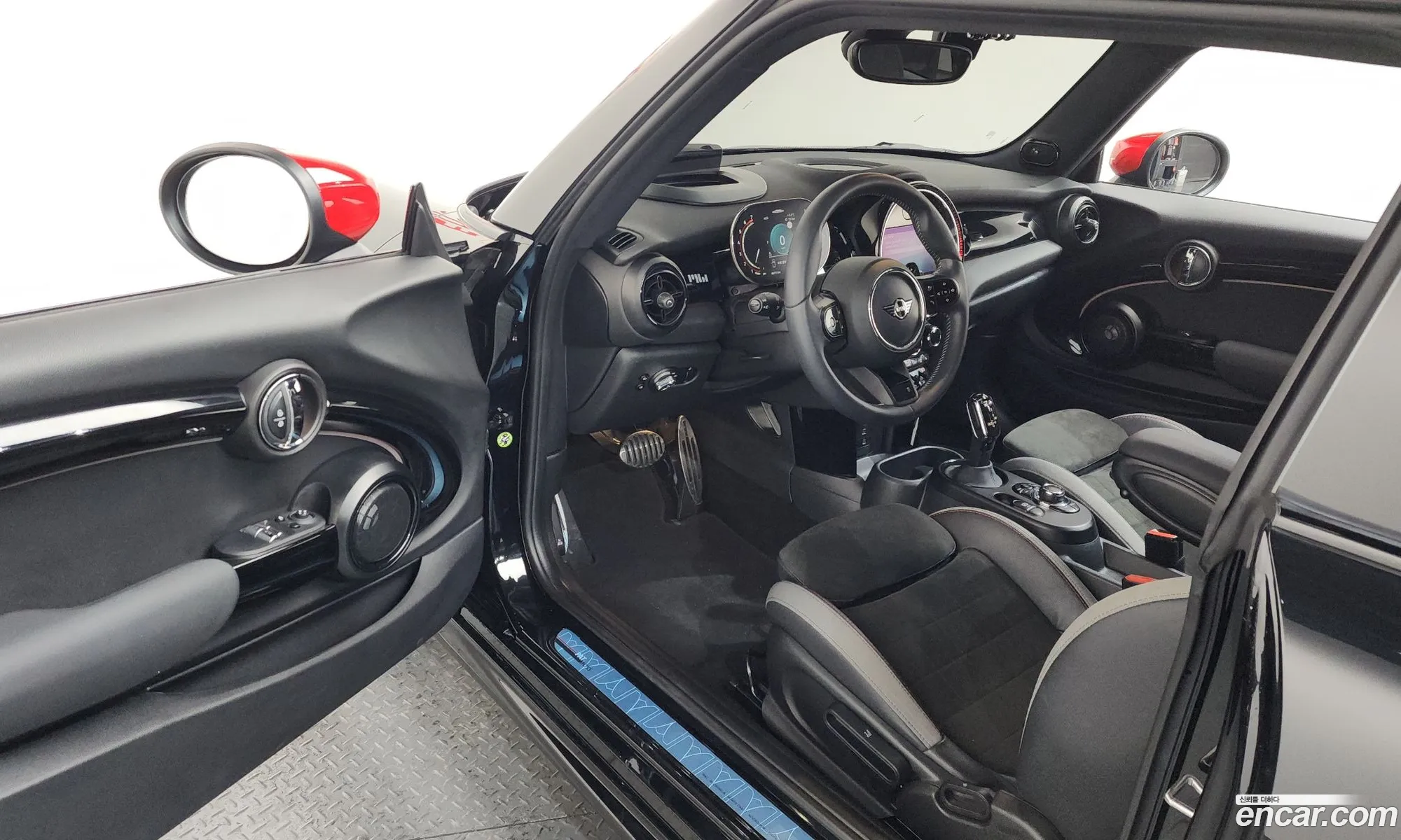 Mini Cooper S 2022 WMW81DH03P2S85638 — 14