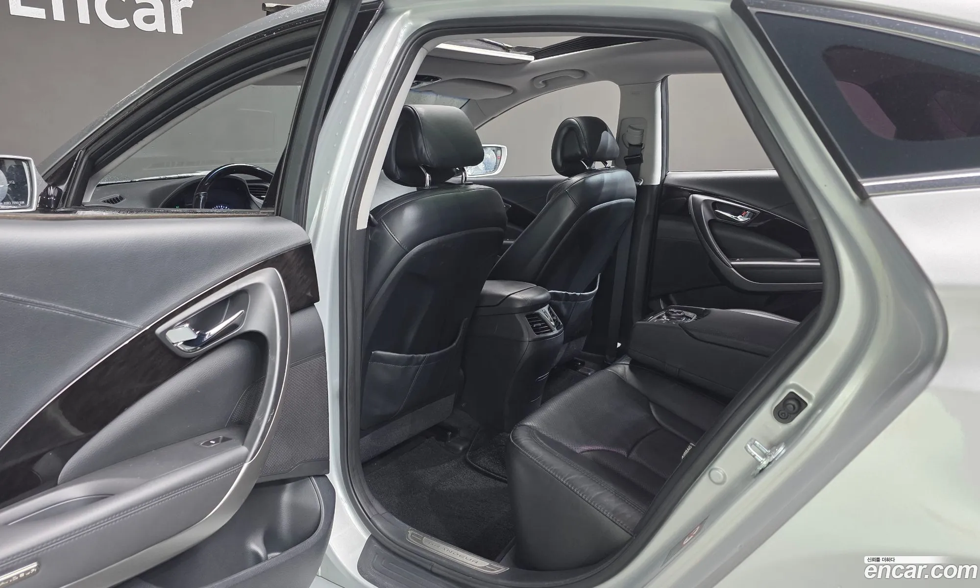 Hyundai Grandeur HG 2011 — 14