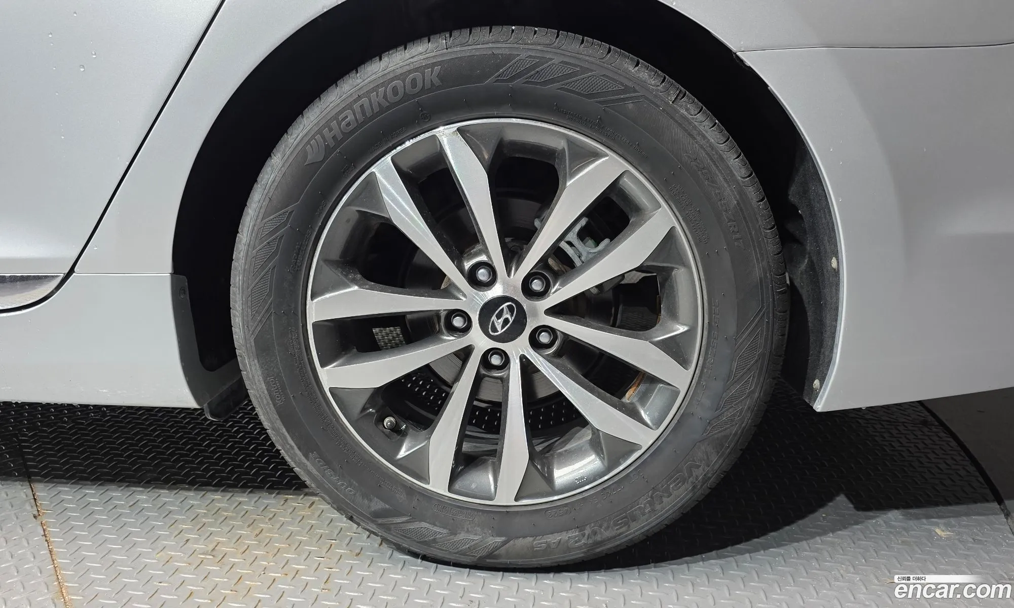 Hyundai Grandeur HG 2011 — 19