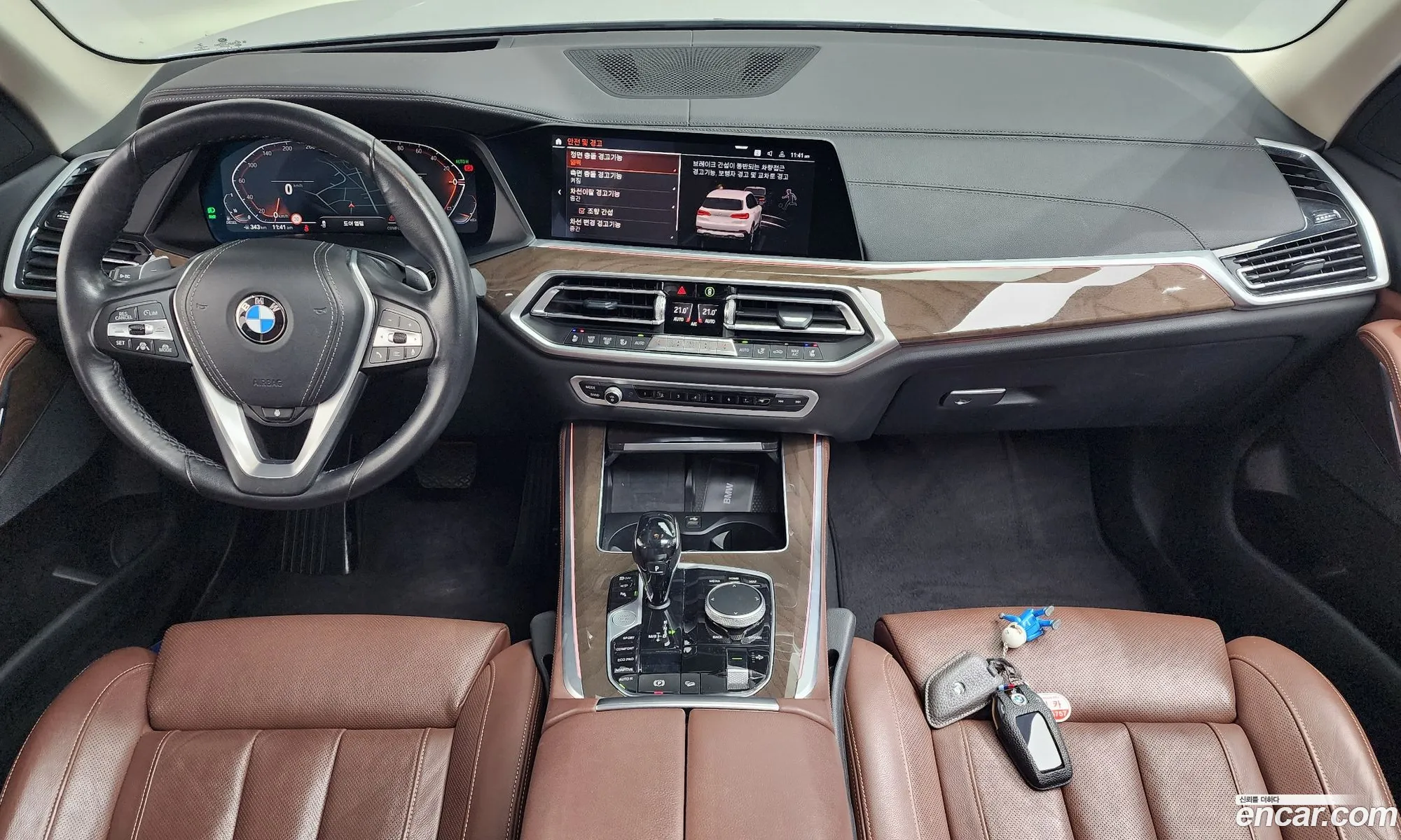 BMW X5 2021 — 7