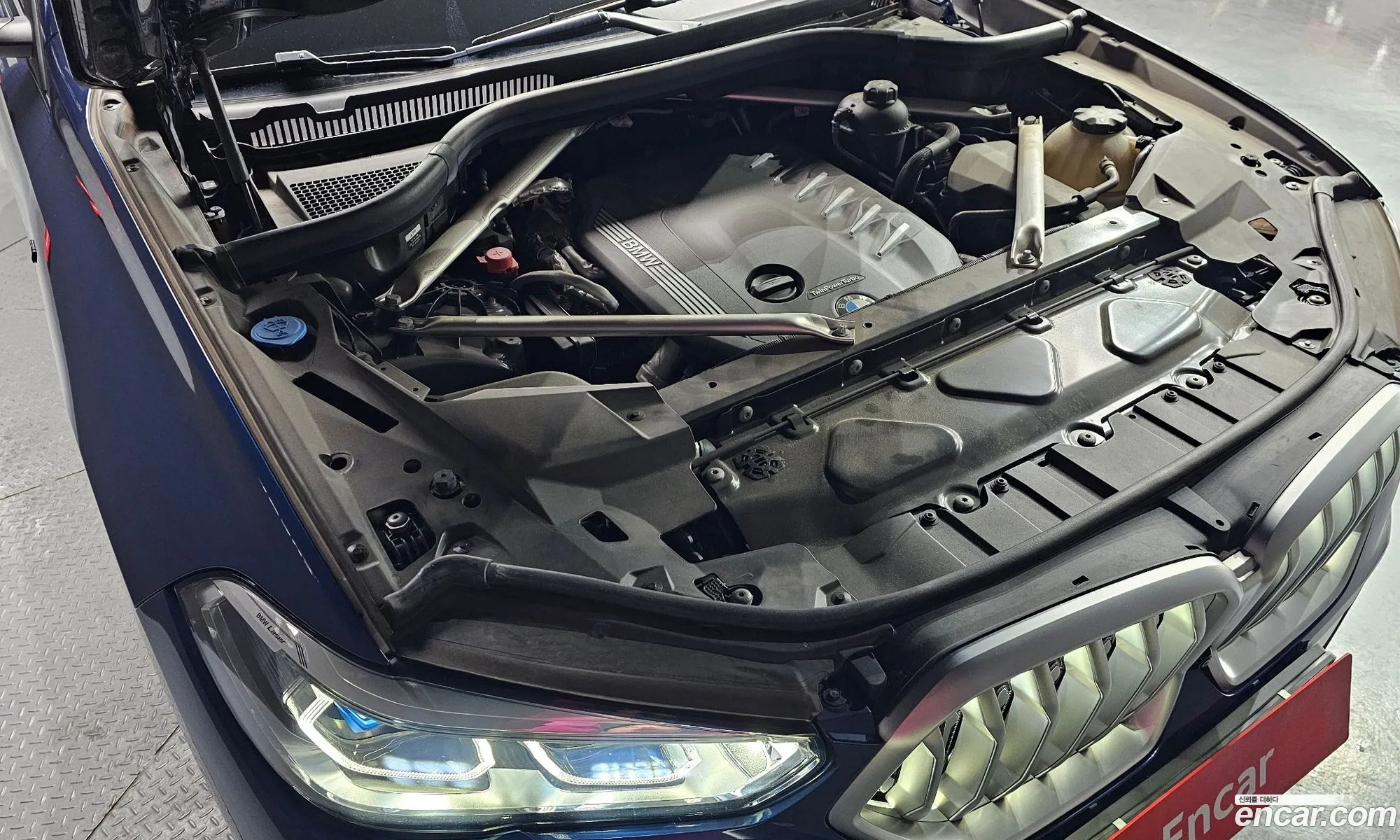 BMW X6 2023 — 18