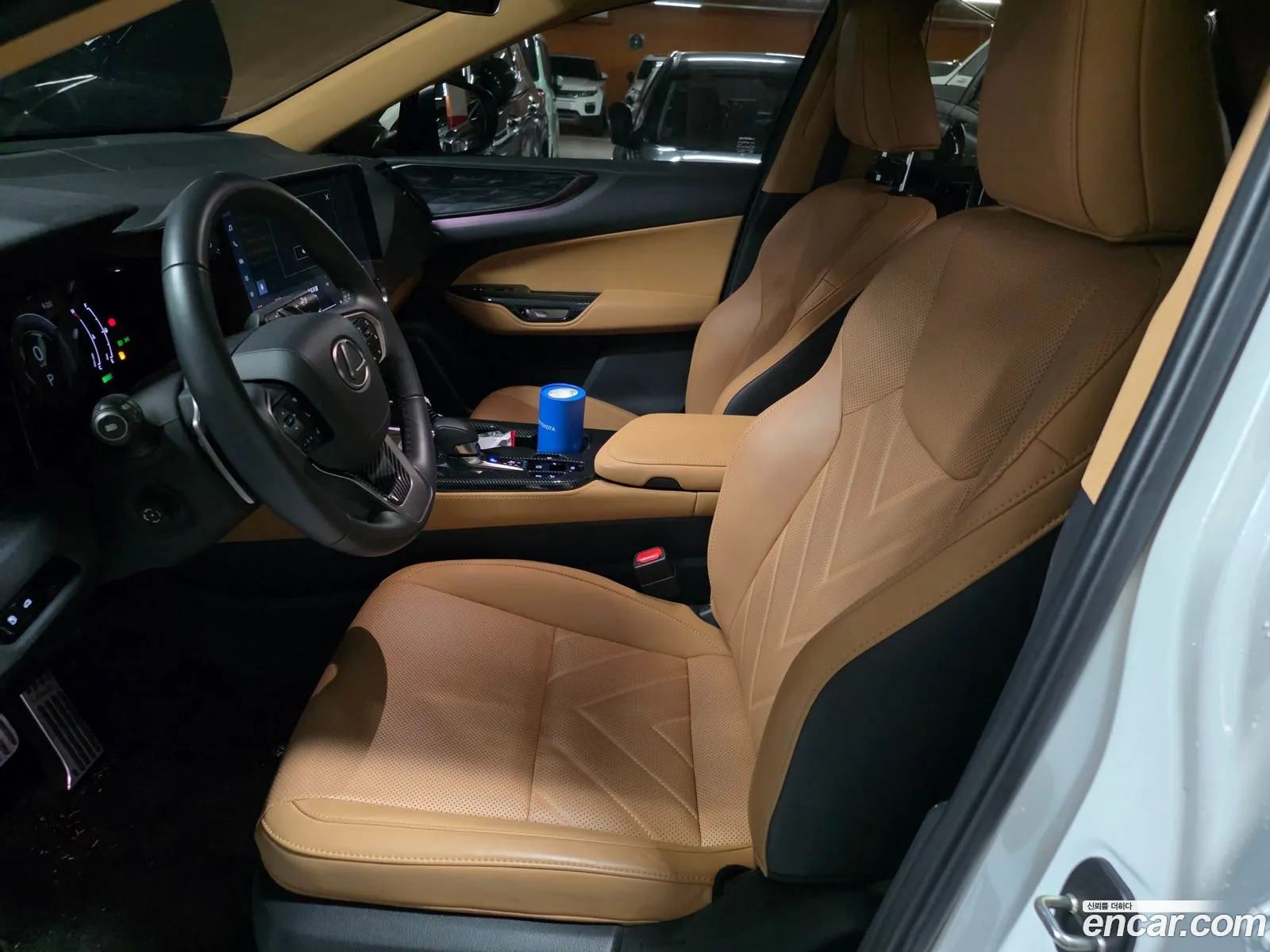 Lexus NX350h 2024 — 11