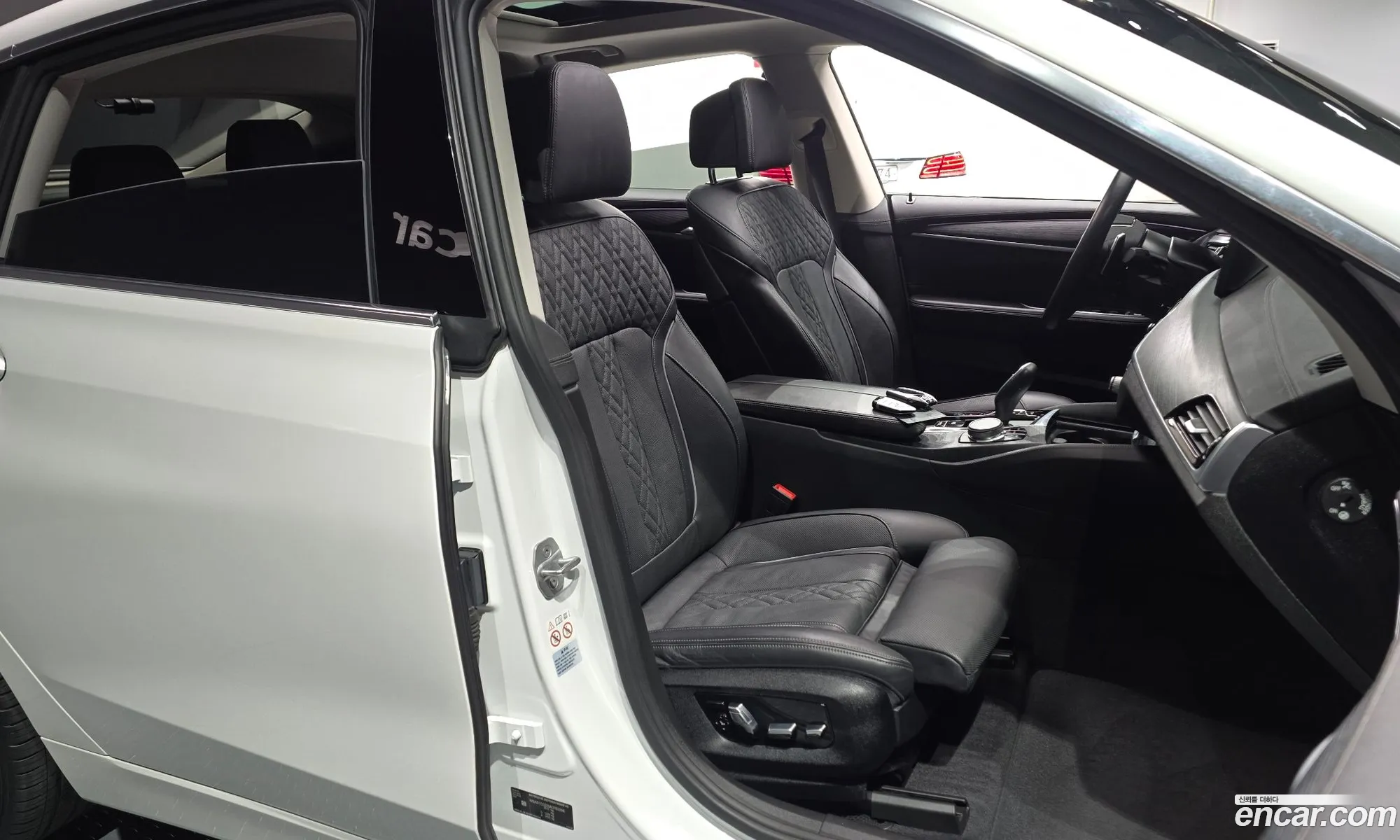 BMW 6 Series GT 2020 WBA61CC02MCF63396 — 15