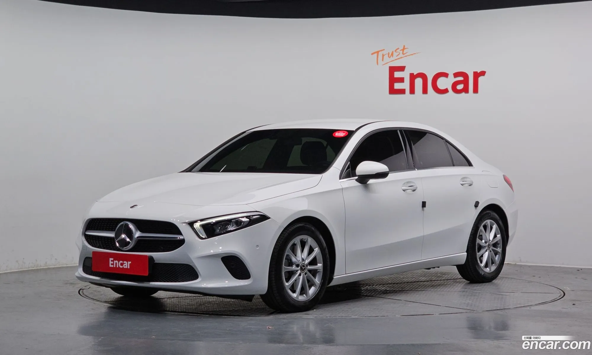 Mercedes-Benz A-Class W177 2020 — 18