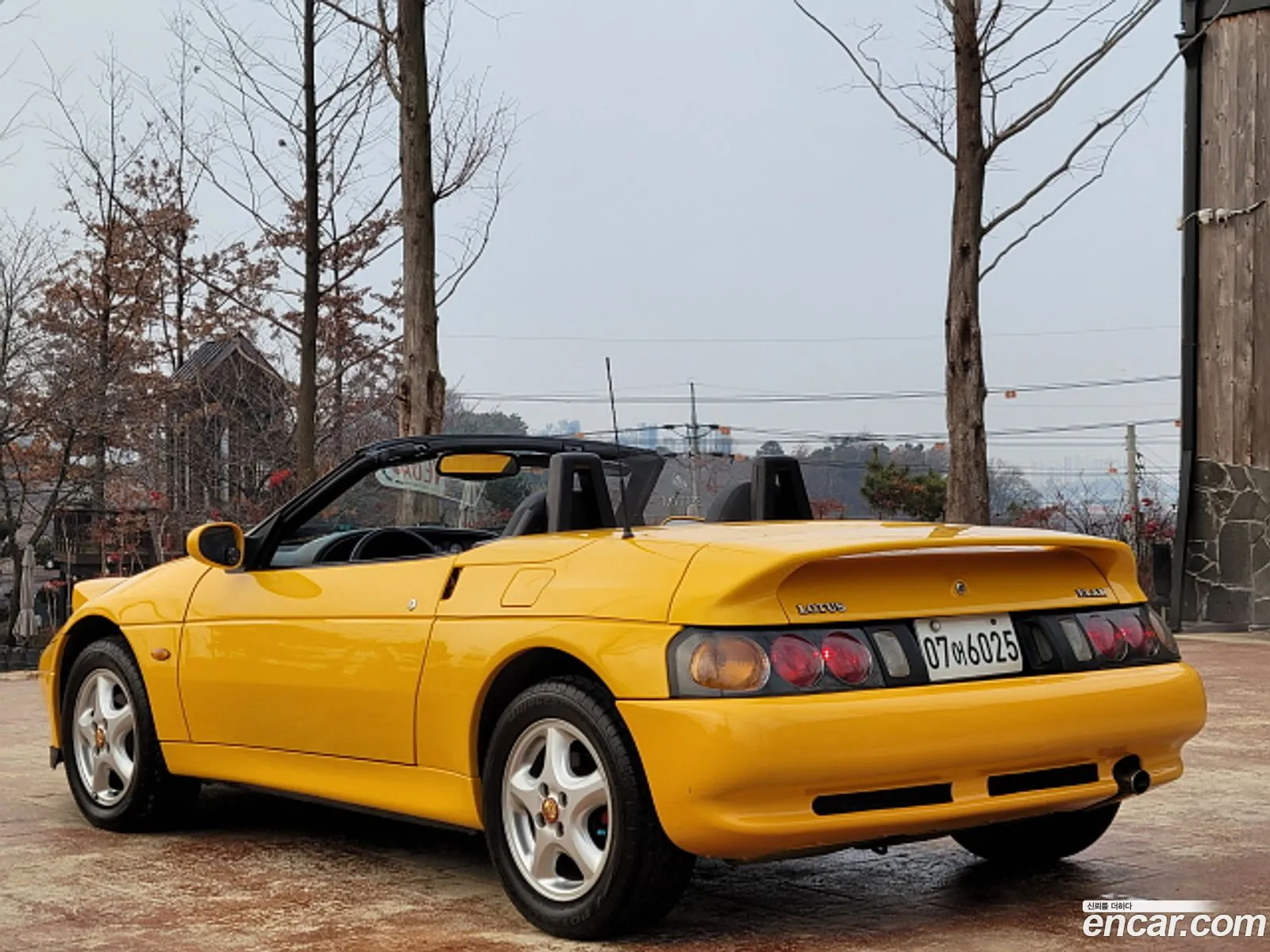 Kia Elan 1997 — 17