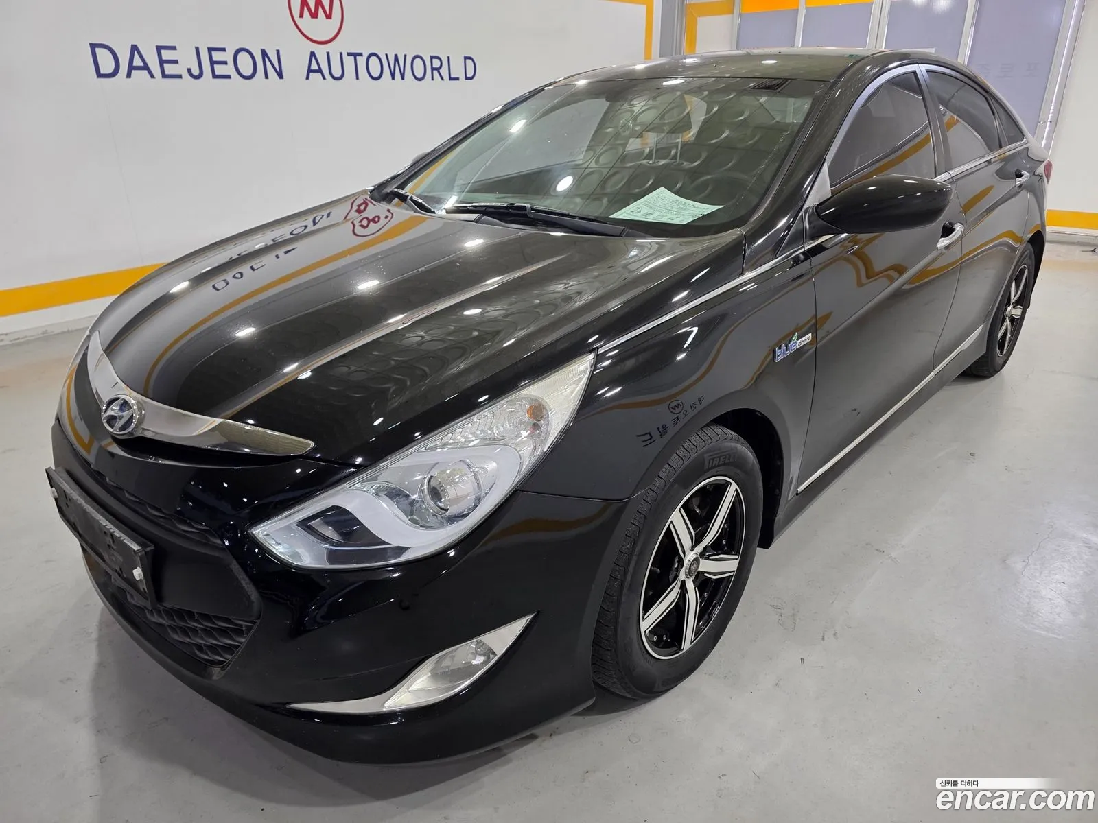 Hyundai Sonata Hybrid 2012 — 17
