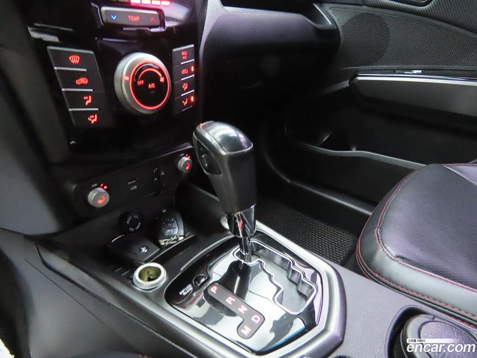 KG Mobility (SsangYong) Tivoli Air 2017 — 8