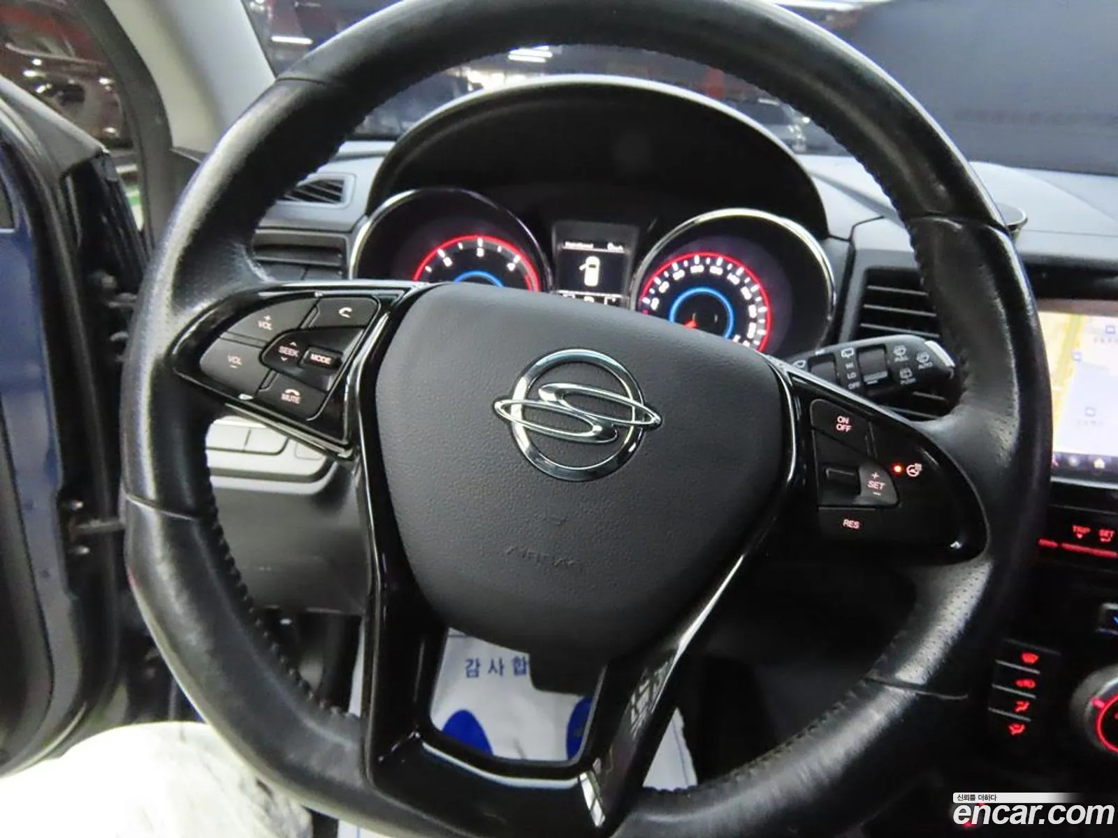 KG Mobility (SsangYong) Tivoli Air 2017 — 16