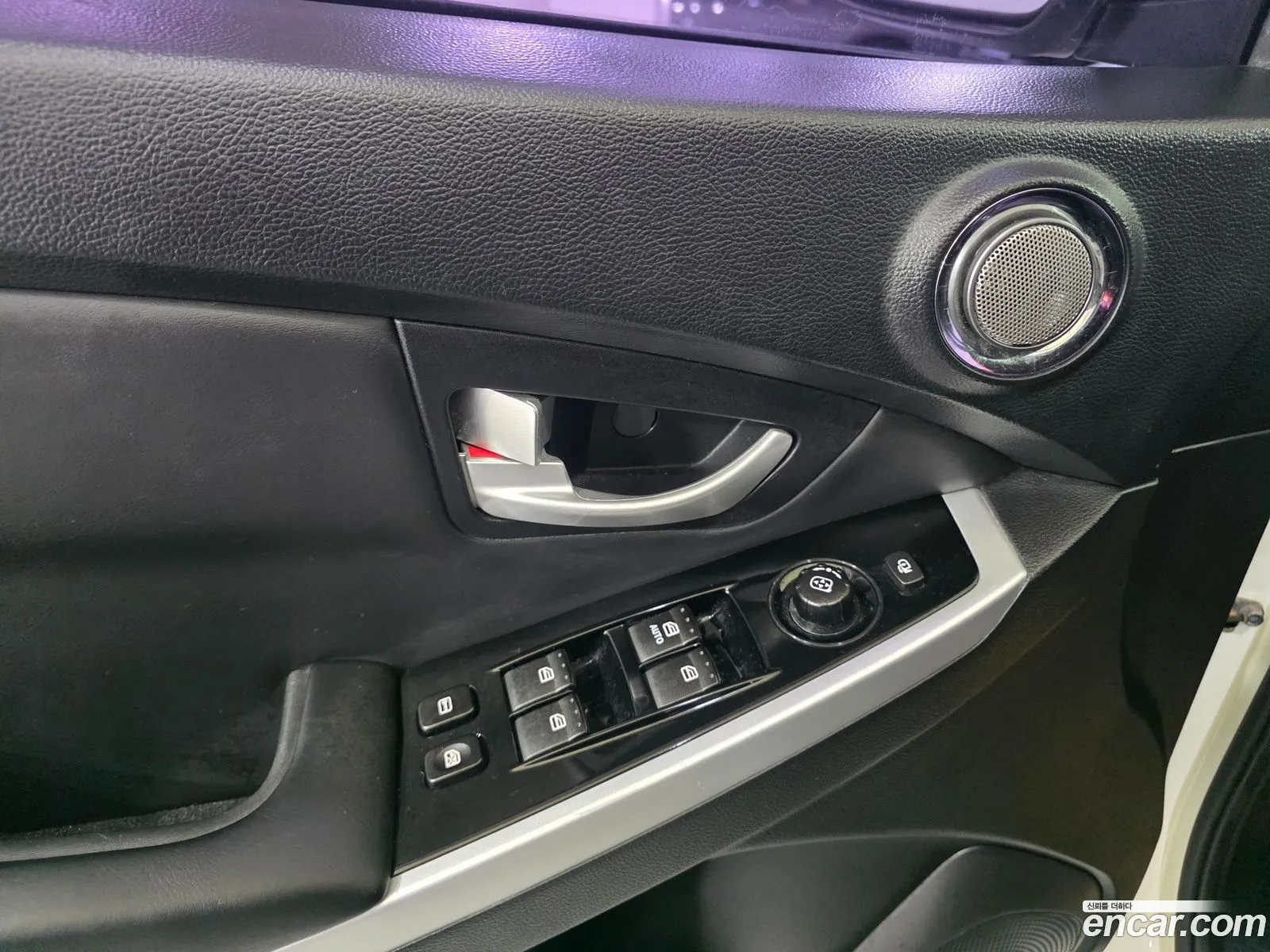 KG Mobility (SsangYong) Korando C 2015 — 4