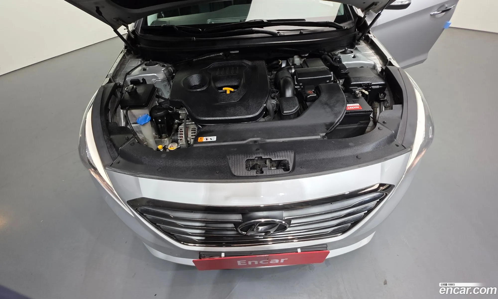Hyundai LF Sonata 2014 — 19