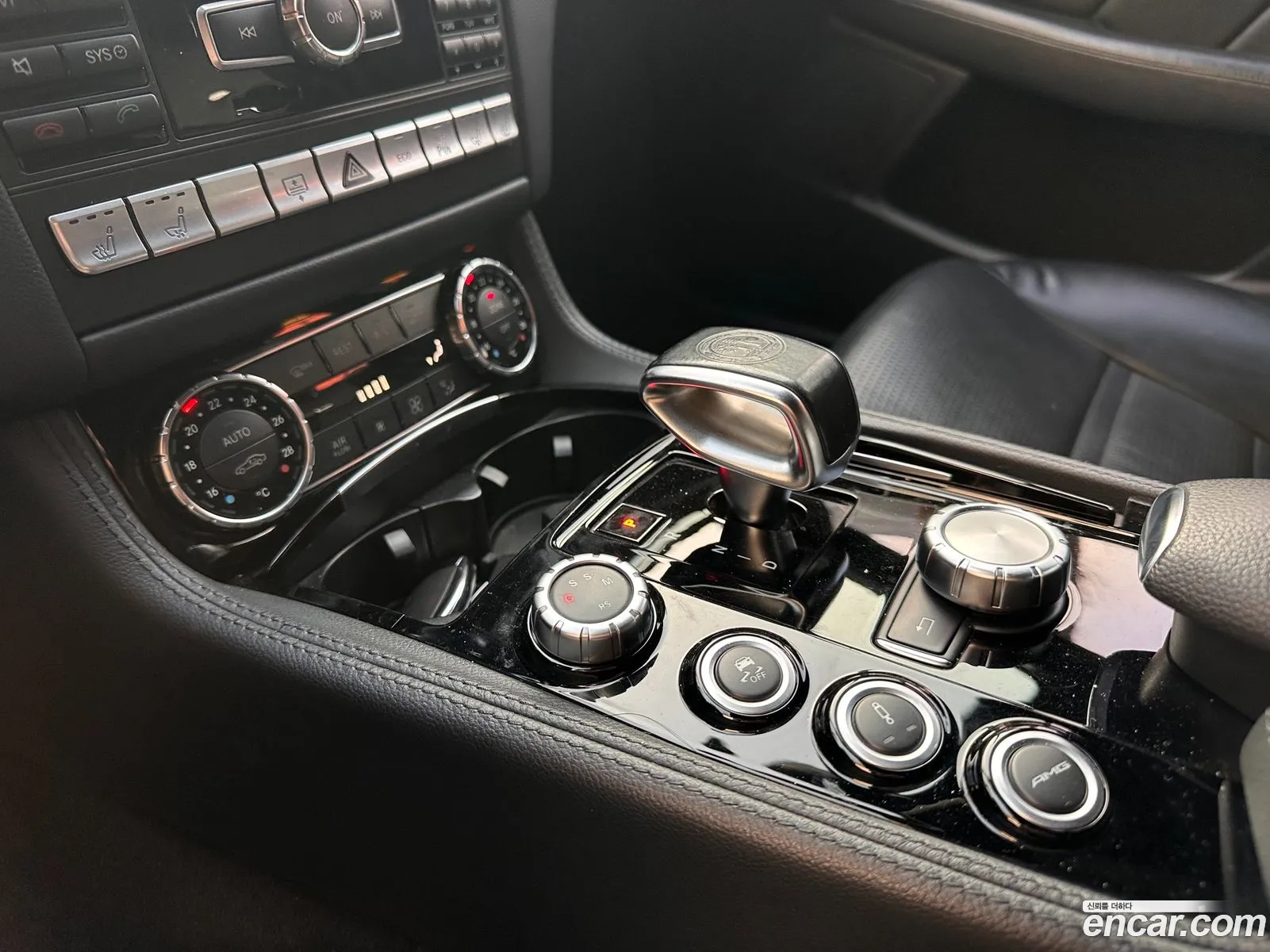 Mercedes-Benz CLS-Class W218 2012 — 2