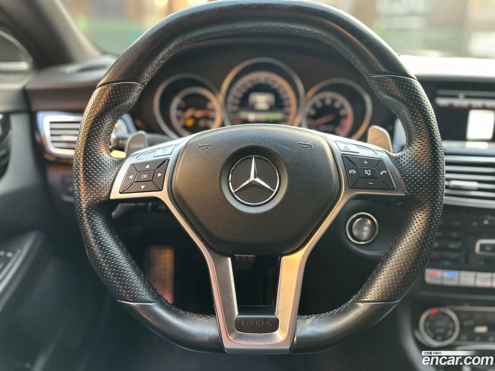 Mercedes-Benz CLS-Class W218 2012 — 12