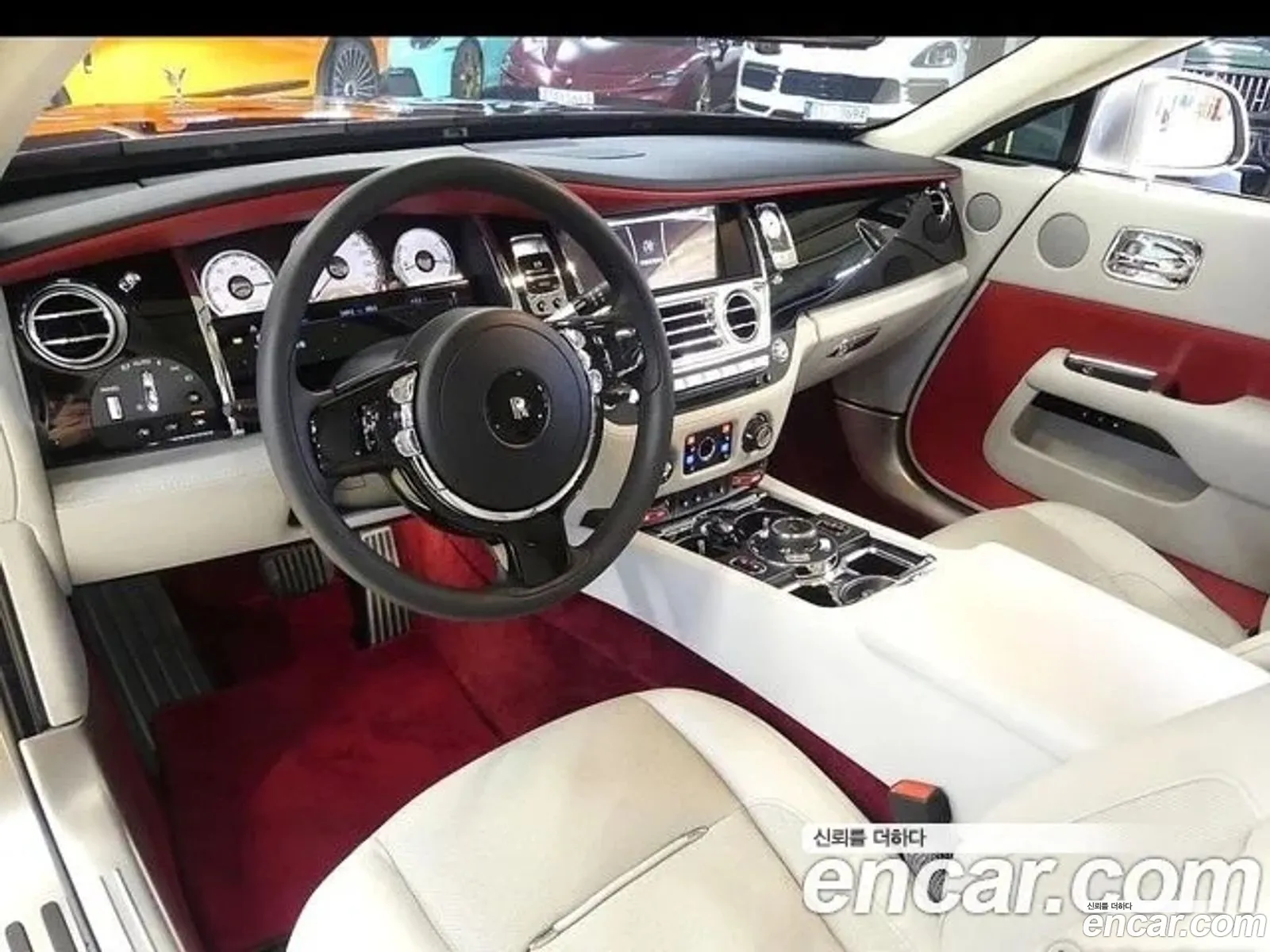 Rolls-Royce Wraith 2019 — 18