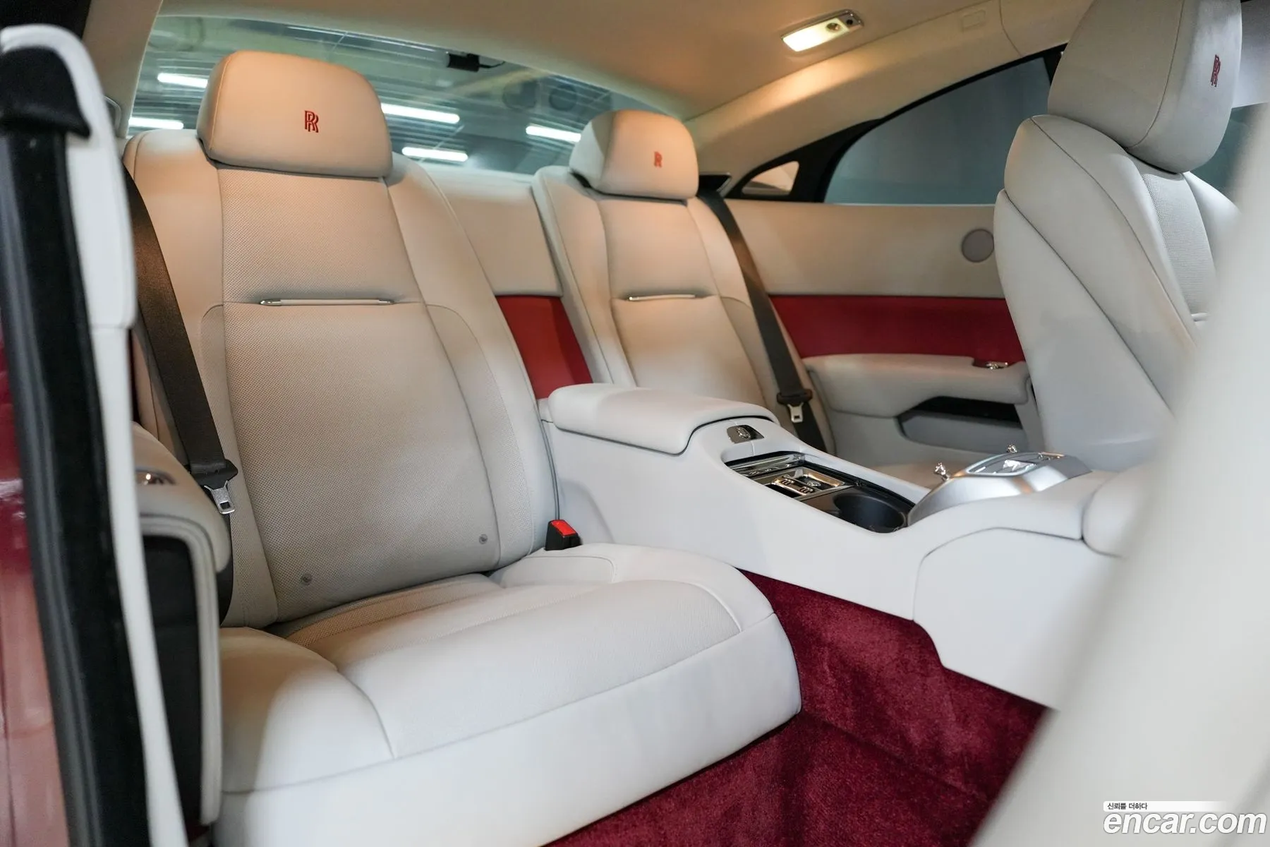 Rolls-Royce Wraith 2019 — 19