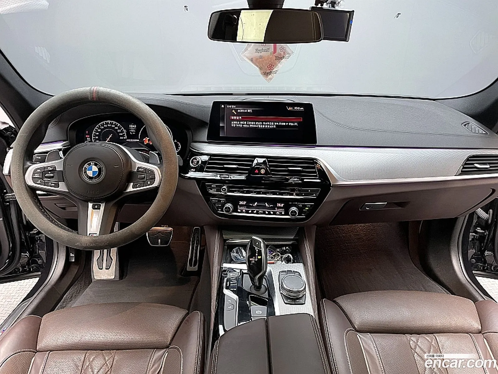 BMW 5 Series 2019 — 11