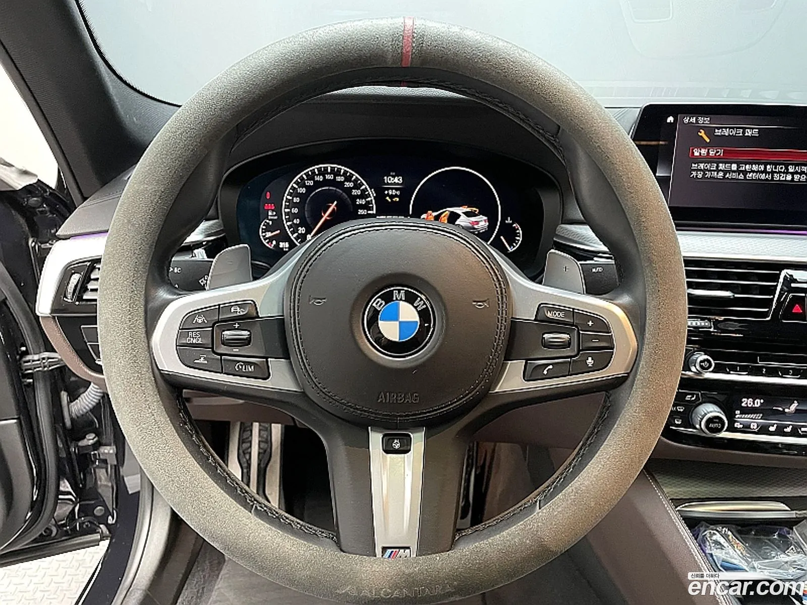 BMW 5 Series 2019 — 12