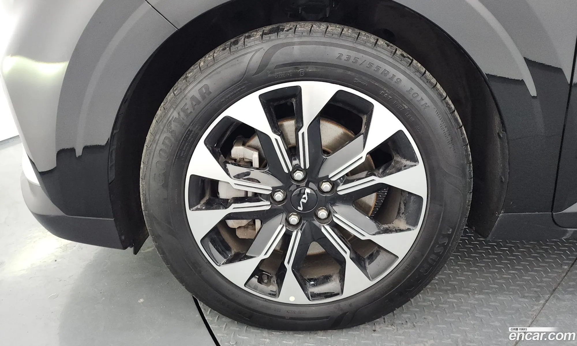 Kia Carnival 2022 — 7
