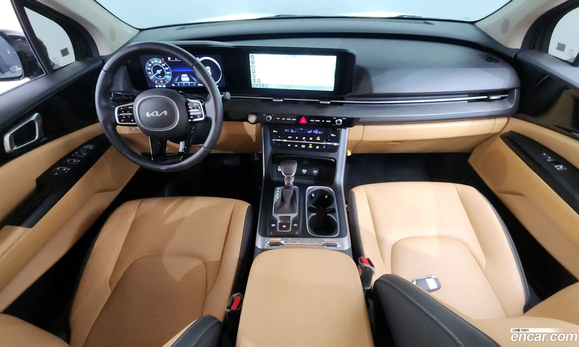 Kia Carnival 2022 — 17