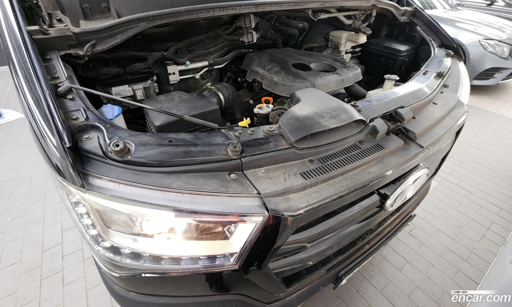 Hyundai Solati 2017 — 19