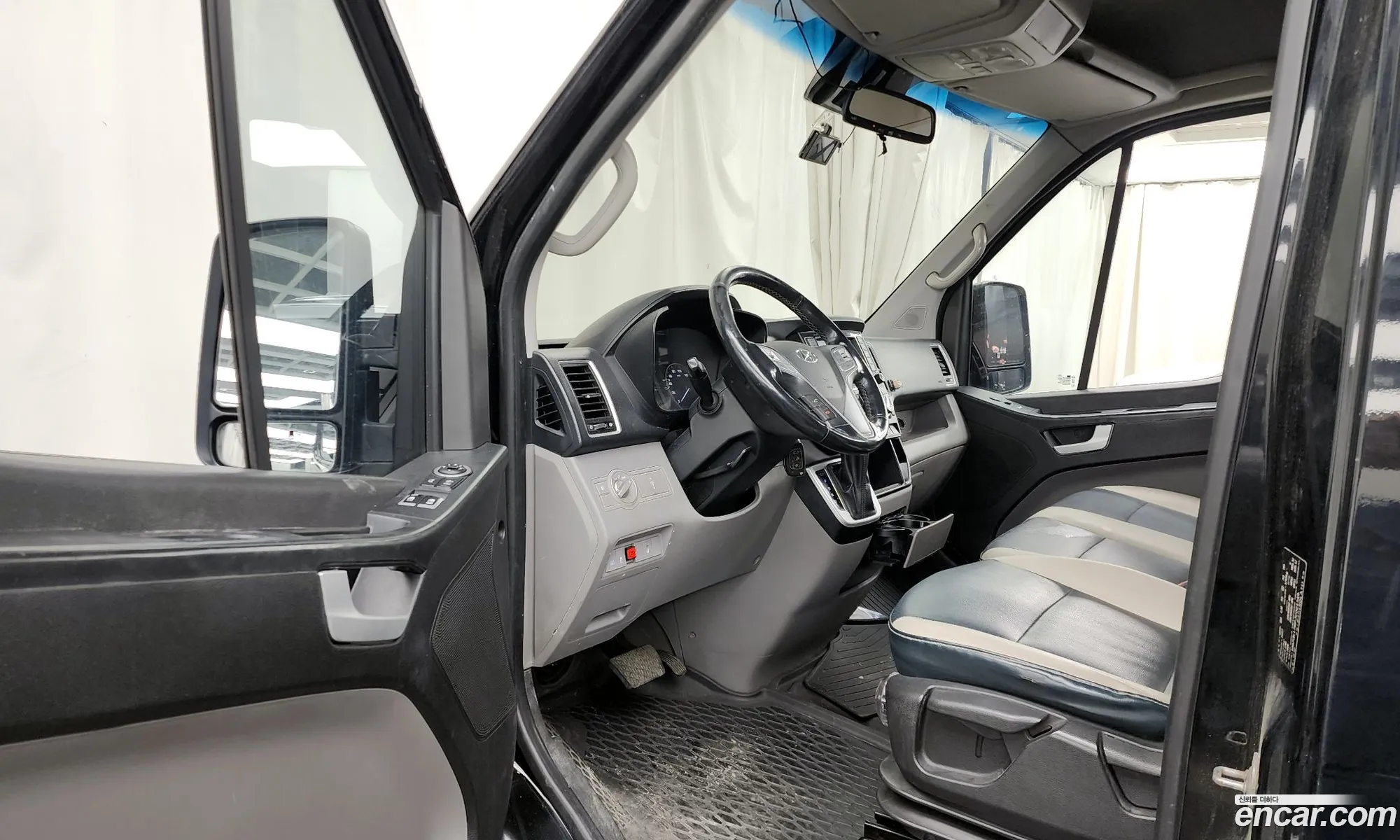 Hyundai Solati 2017 — 8