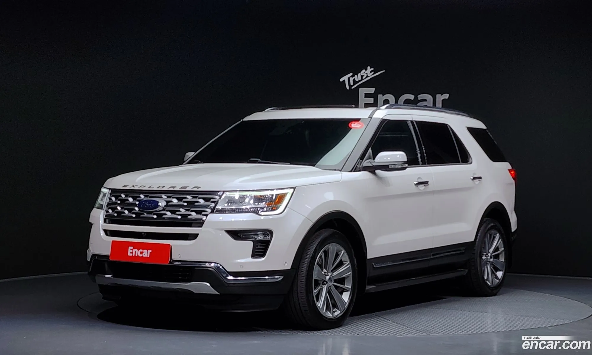 Ford Explorer 2018 1FM5K8FH5JGB23941 — 12