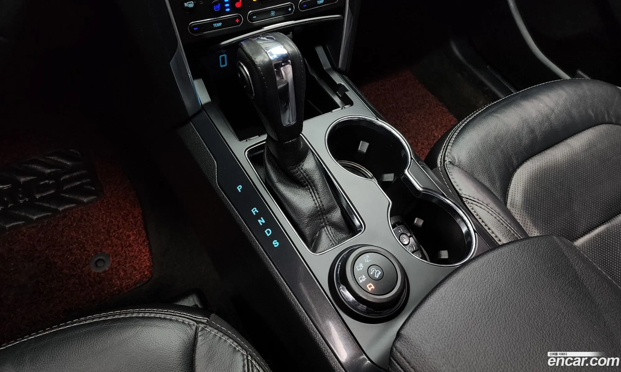 Ford Explorer 2018 1FM5K8FH5JGB23941 — 6