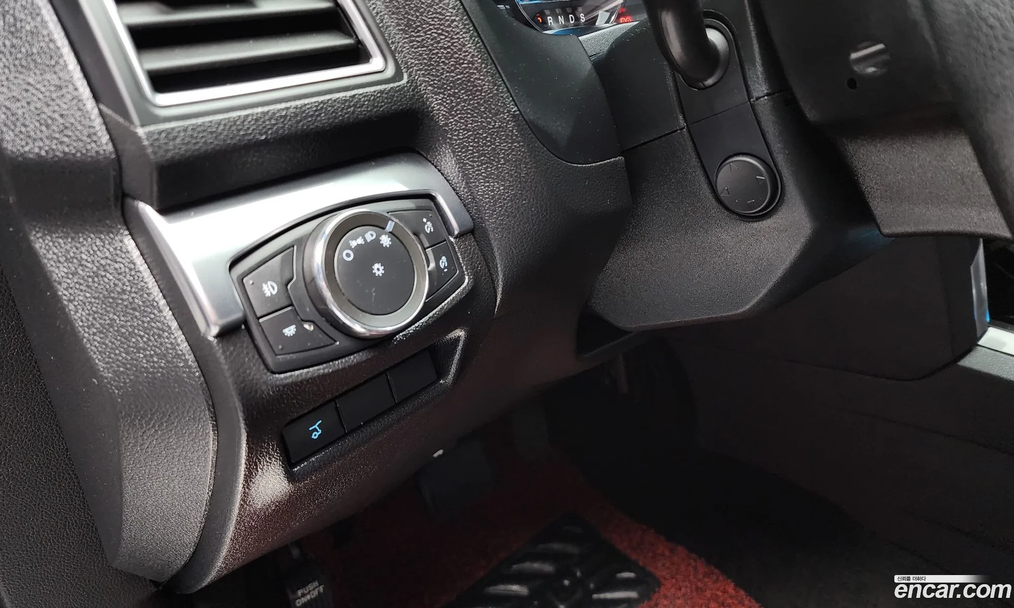 Ford Explorer 2018 1FM5K8FH5JGB23941 — 20