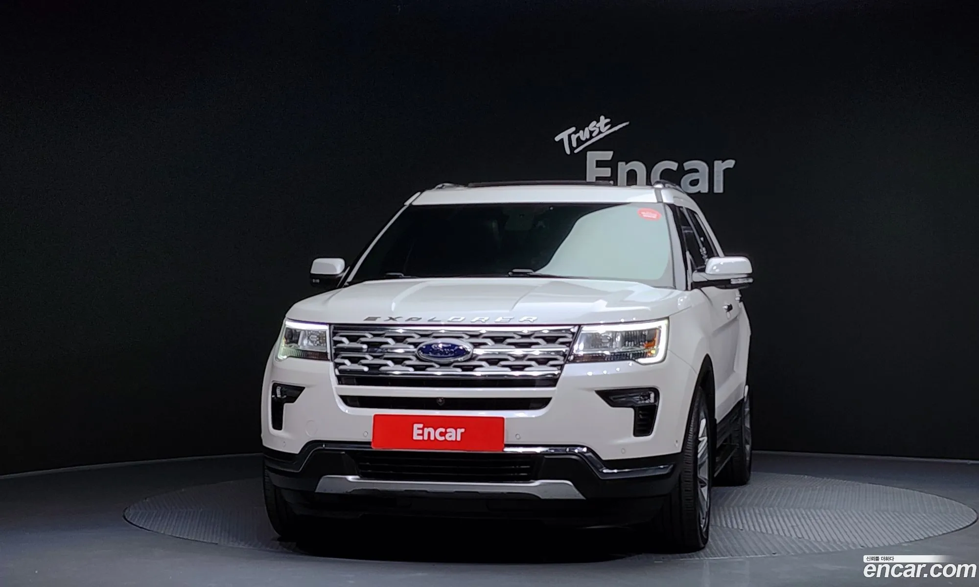 Ford Explorer 2018 1FM5K8FH5JGB23941 — 16