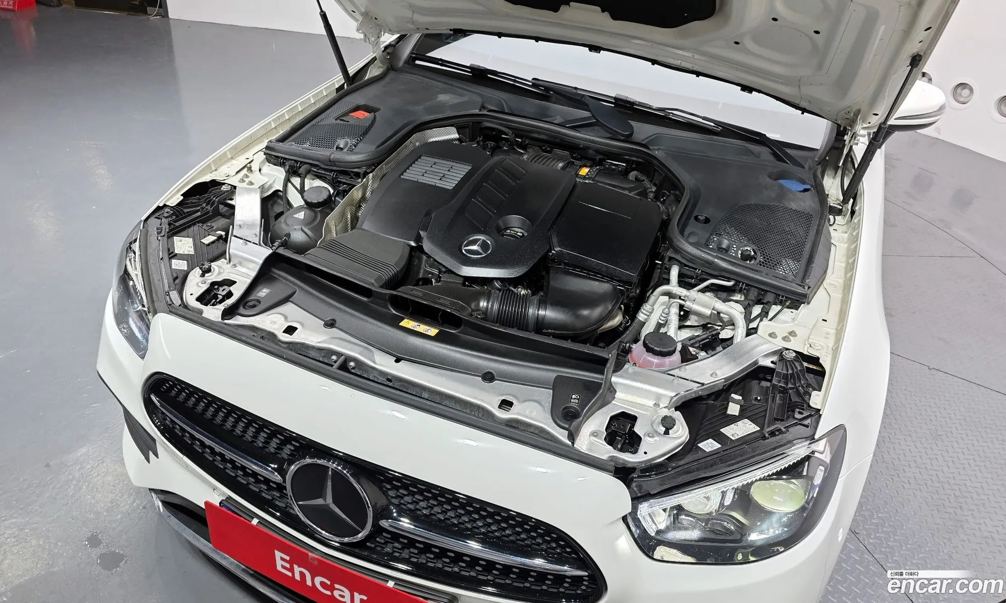 Mercedes-Benz E-Class W213 2022 — 16