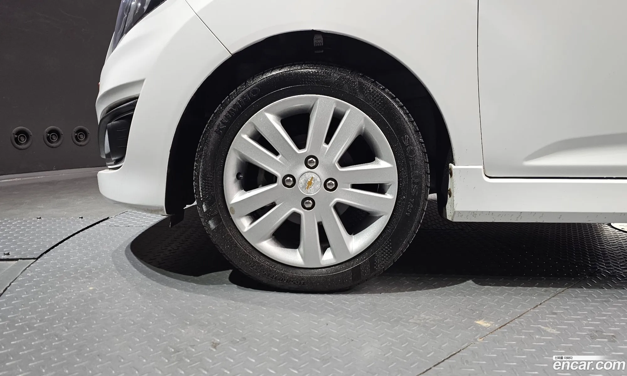 Chevrolet (GM Daewoo) Spark 2014 — 18