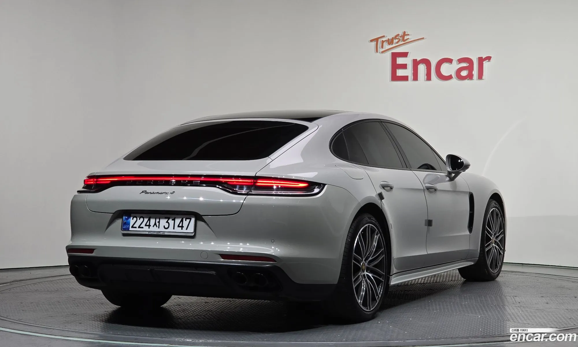 Porsche Panamera 2023 — 6
