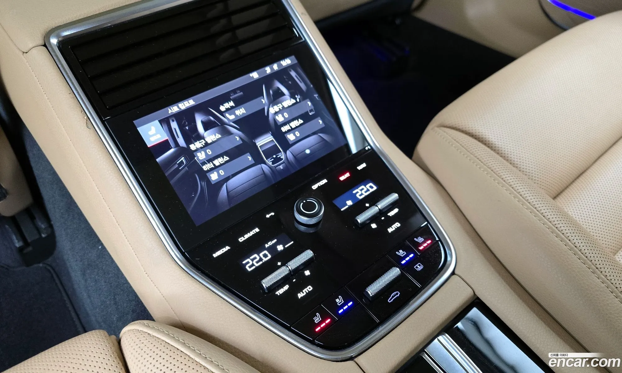 Porsche Panamera 2023 — 20