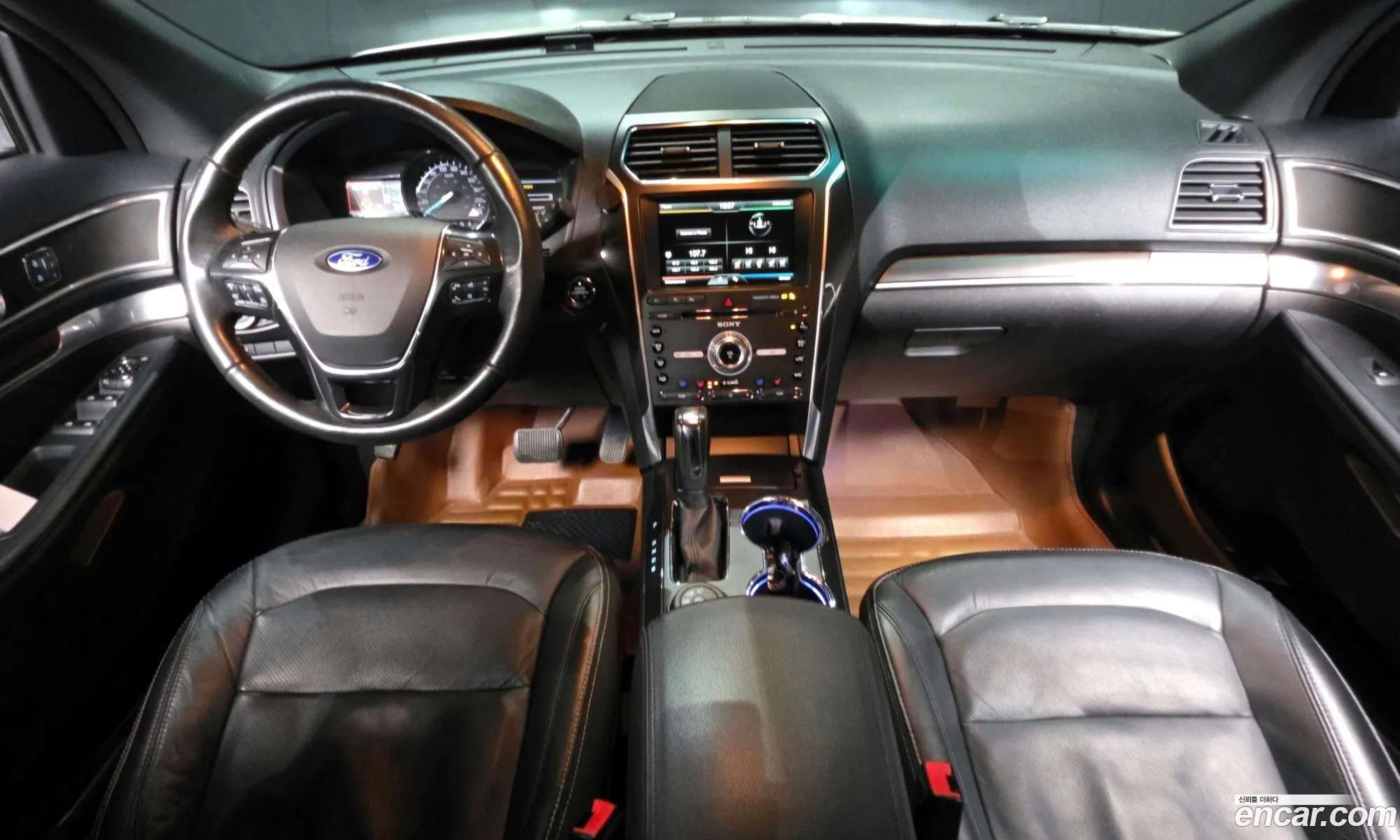 Ford Explorer 2016 1FM5K8FH7GGB38224 — 8