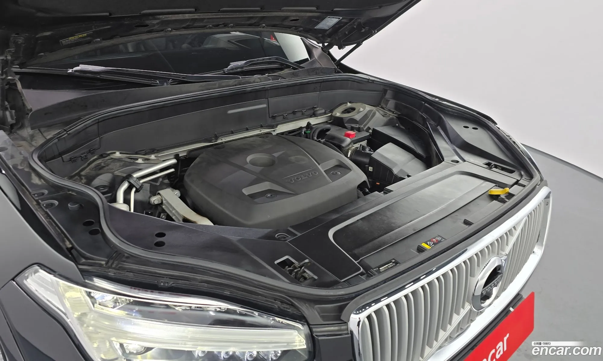 Volvo XC90 2016 YV1LFA22CH1119942 — 8