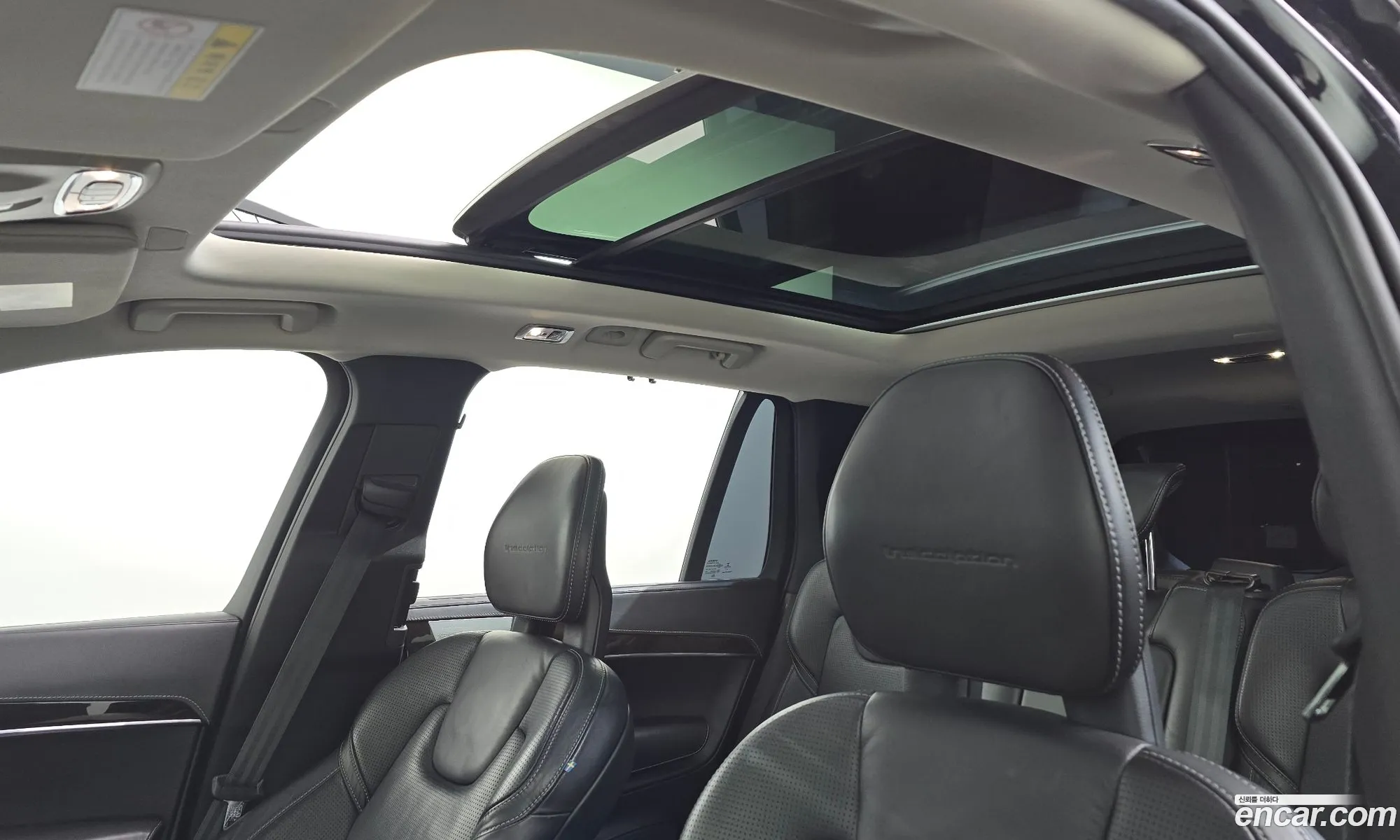 Volvo XC90 2016 YV1LFA22CH1119942 — 20