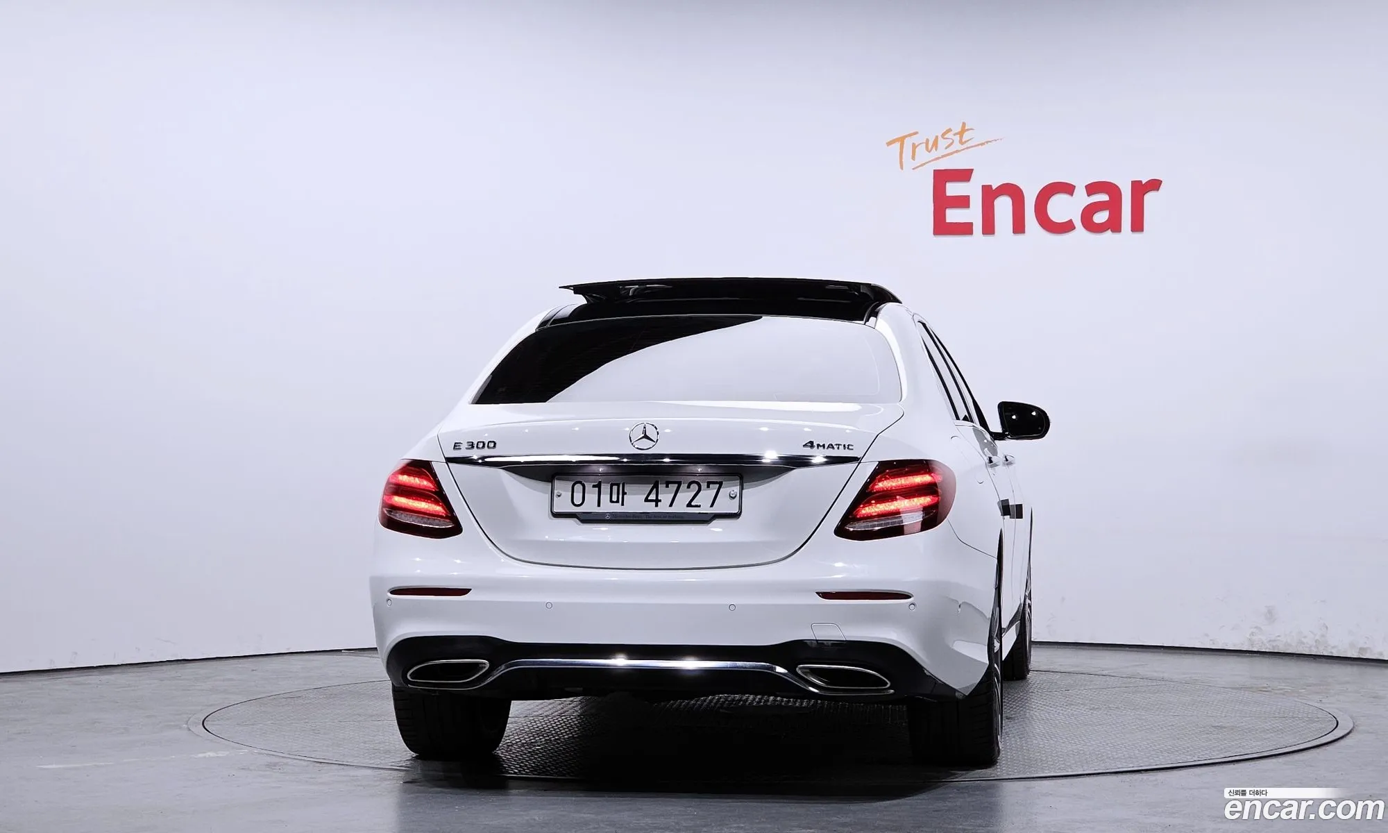 Mercedes-Benz E-Class W213 2017 WDDZF4KB5HA226218 — 3