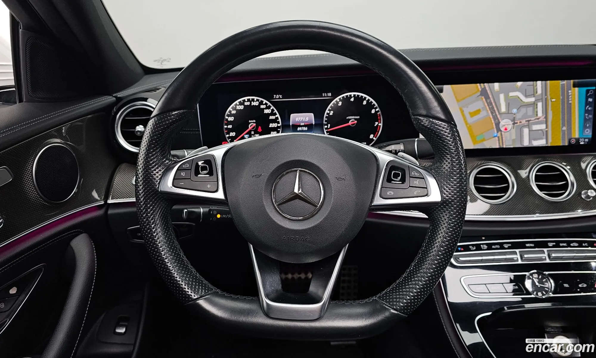 Mercedes-Benz E-Class W213 2017 WDDZF4KB5HA226218 — 11