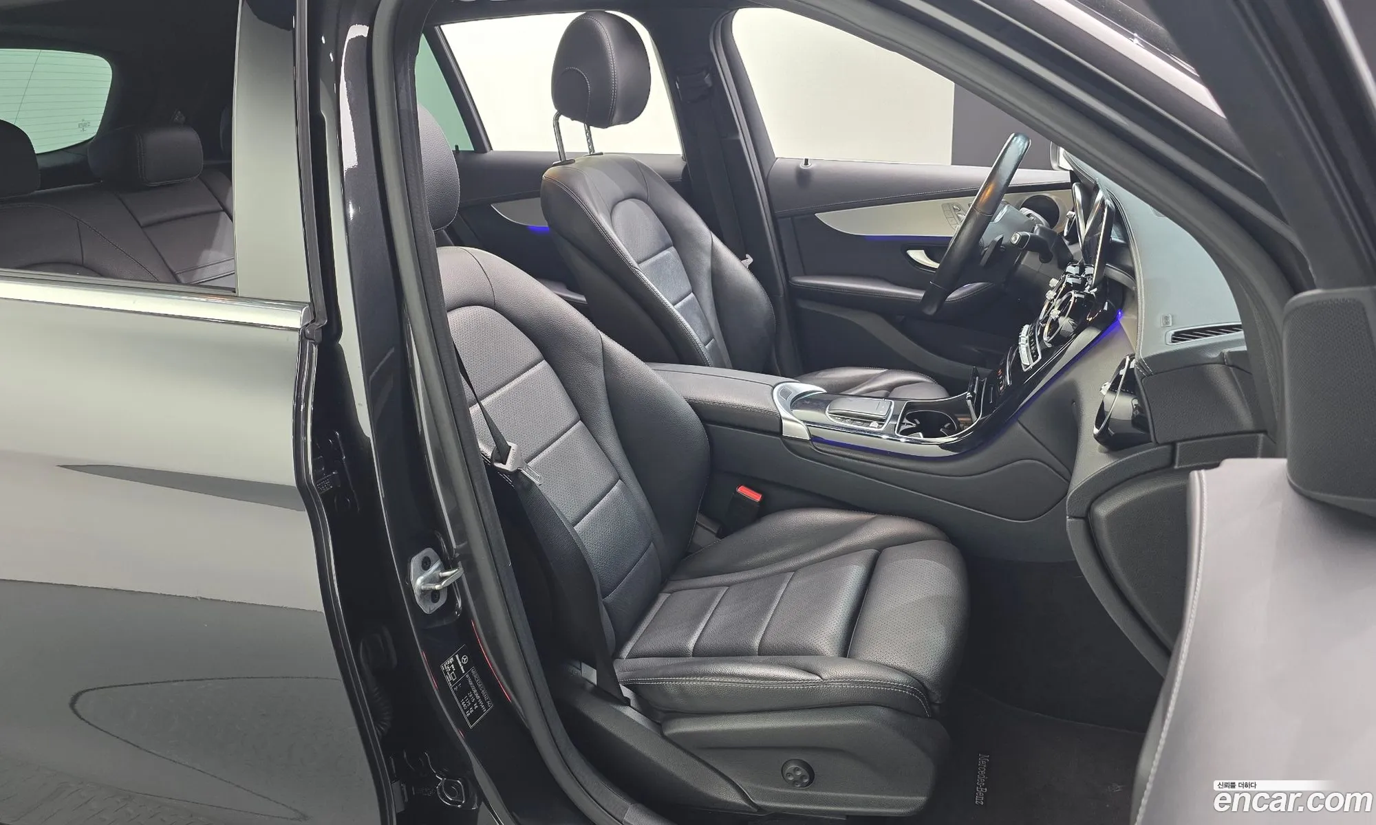 Mercedes-Benz GLC-Class X253 2021 — 20